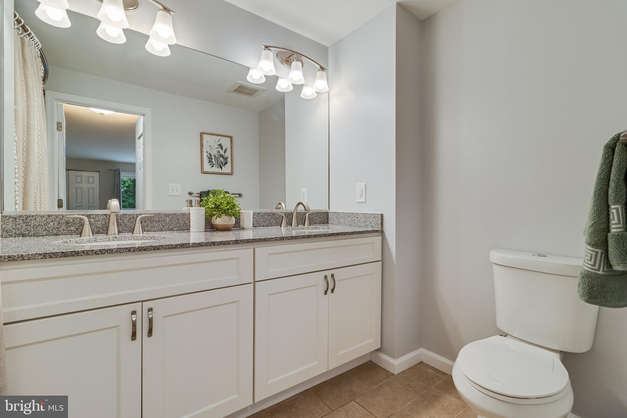 LAKE HERON CONDO - Residential
