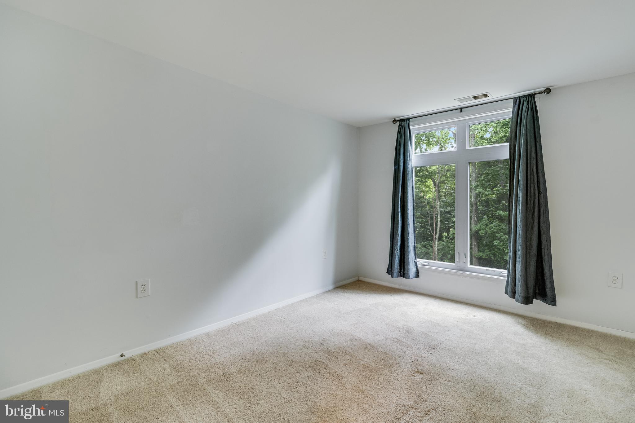 LAKE HERON CONDO - Residential