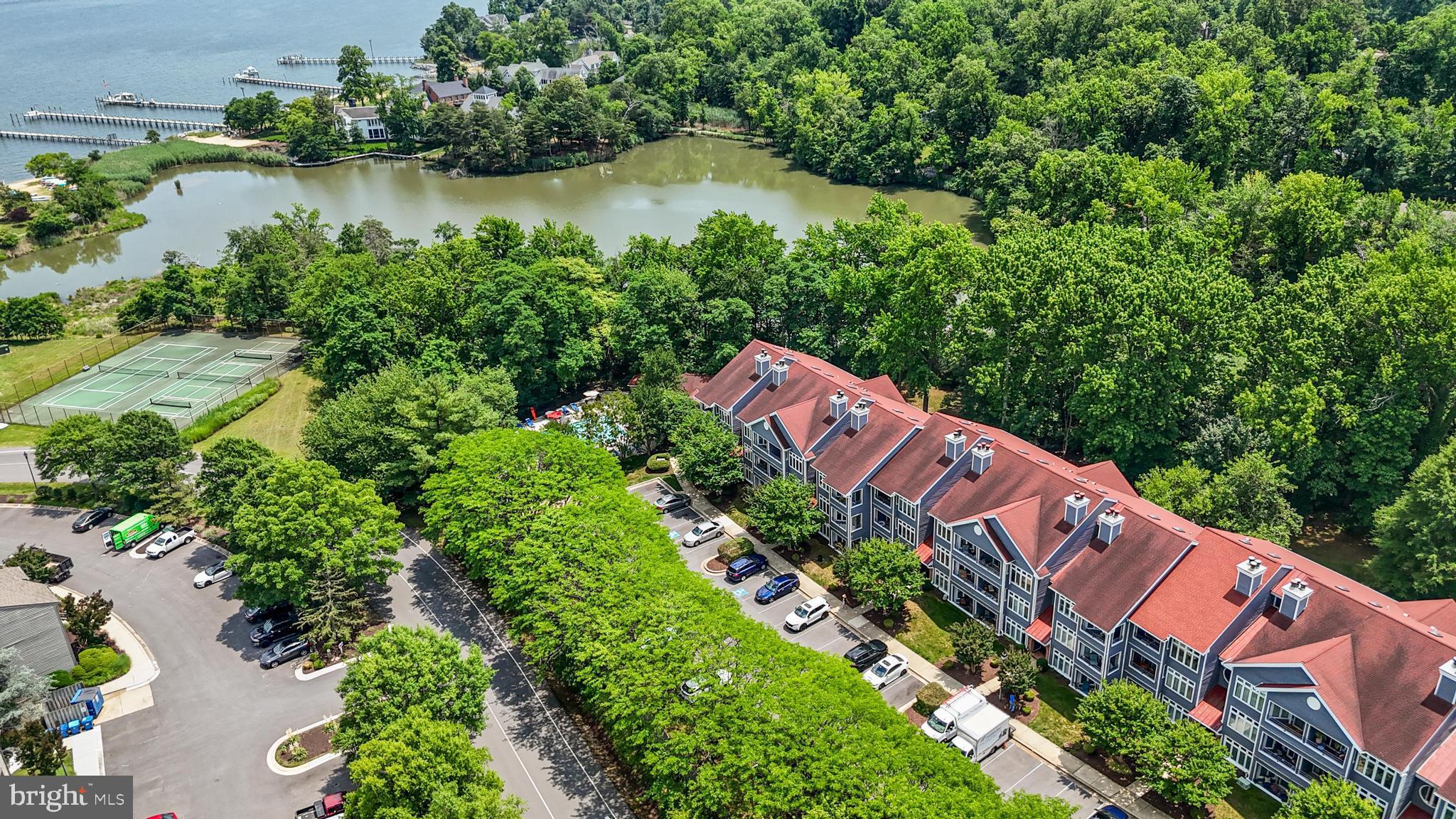 LAKE HERON CONDO - Residential