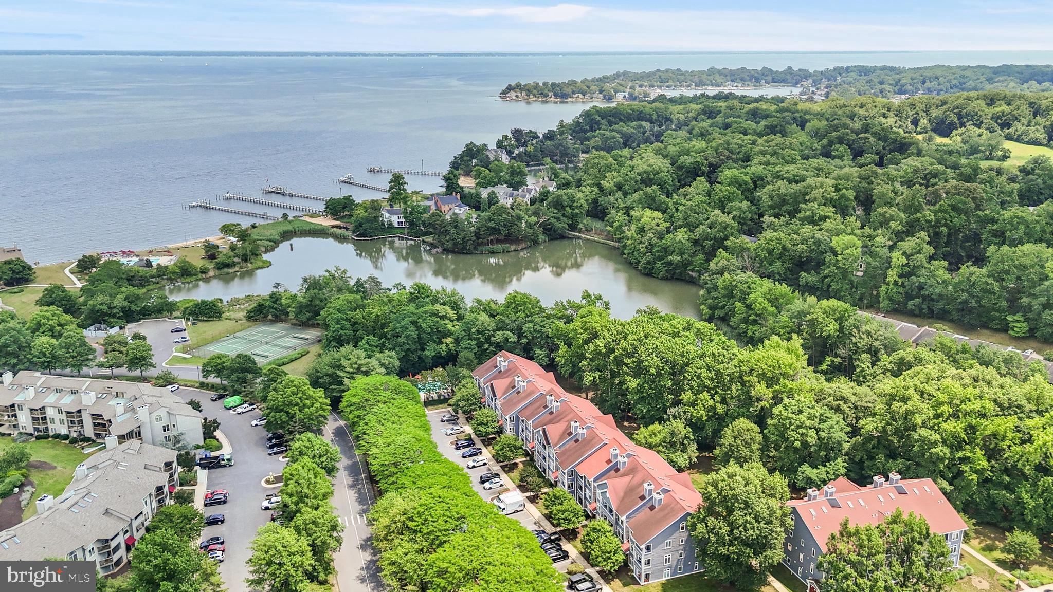 LAKE HERON CONDO - Residential