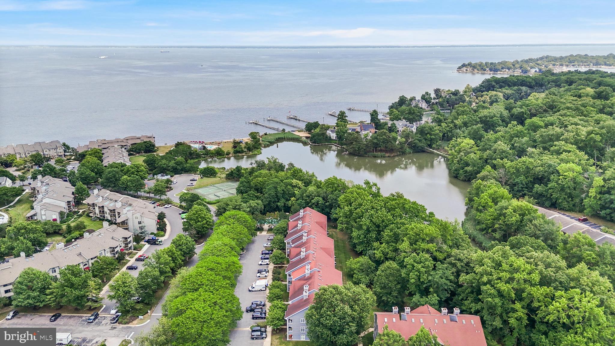 LAKE HERON CONDO - Residential
