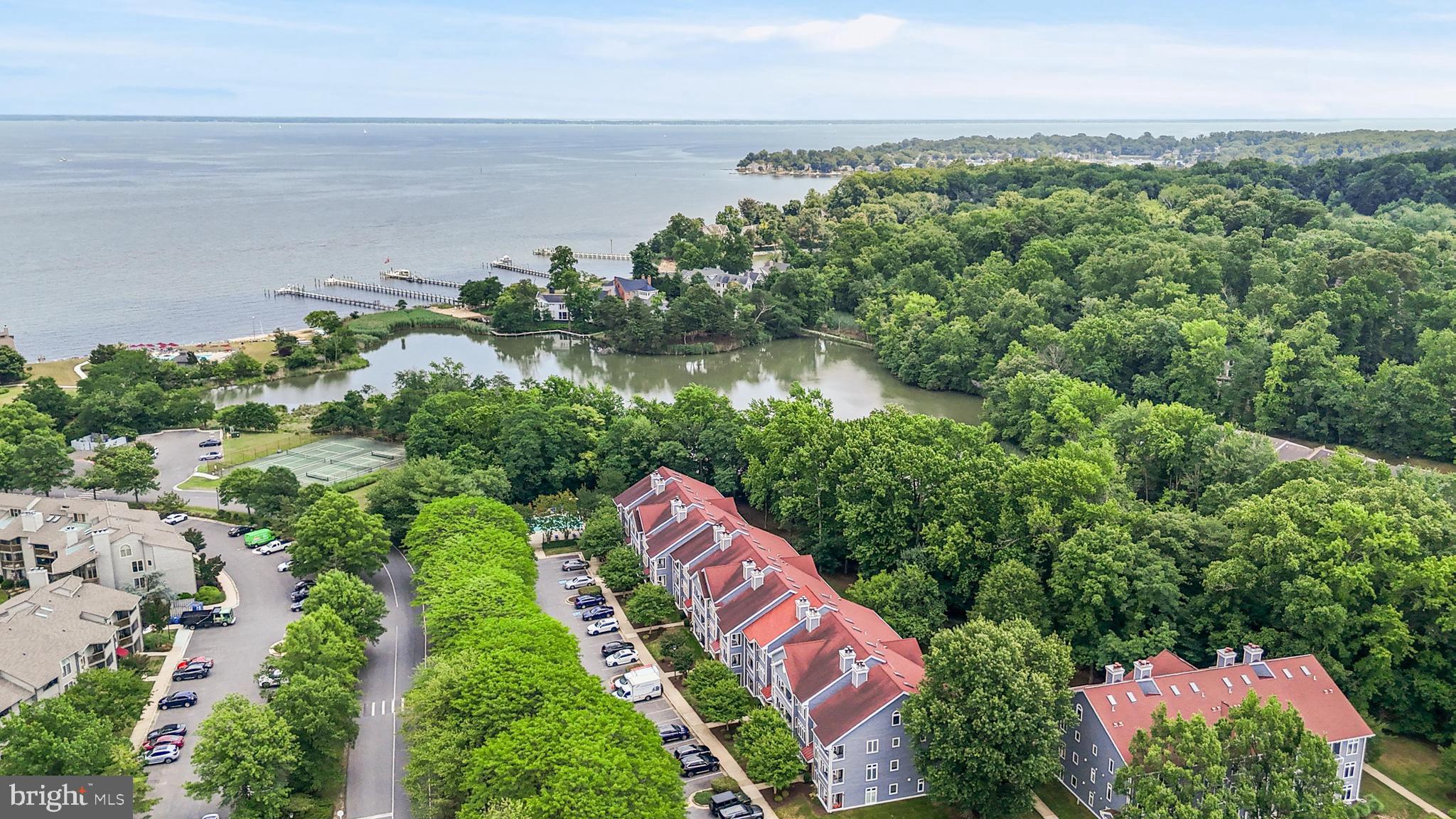 LAKE HERON CONDO - Residential