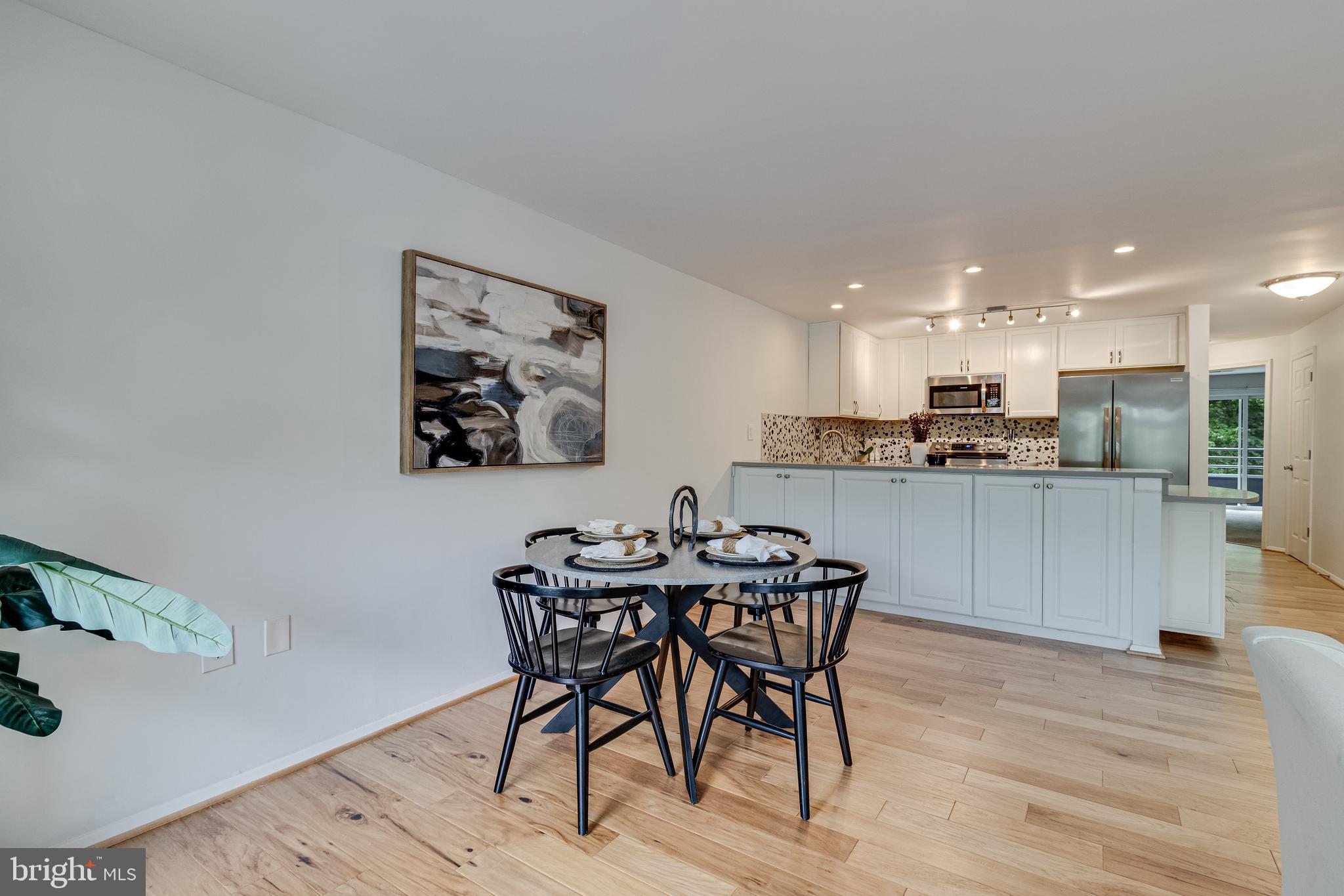 LAKE HERON CONDO - Residential
