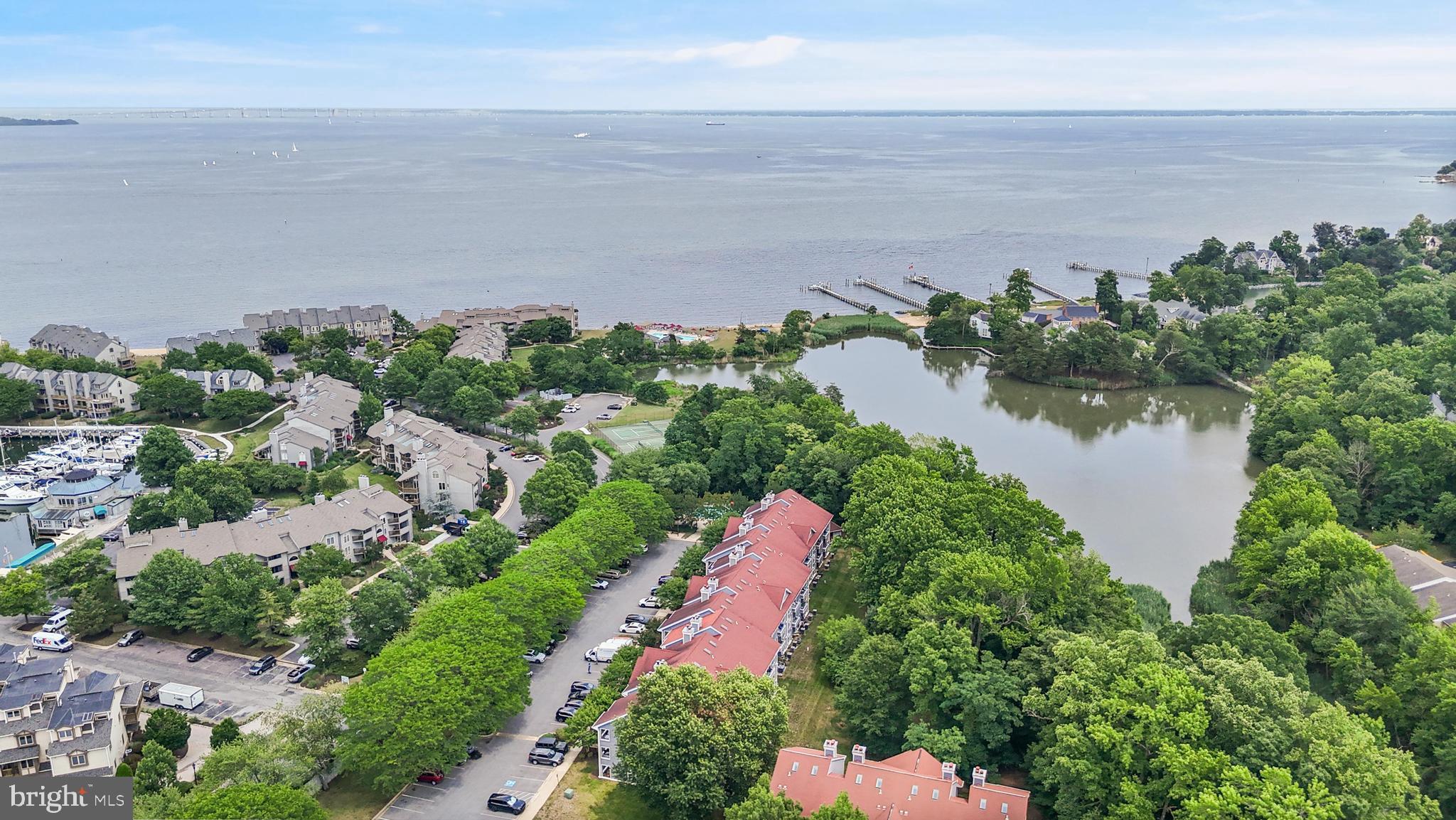 LAKE HERON CONDO - Residential