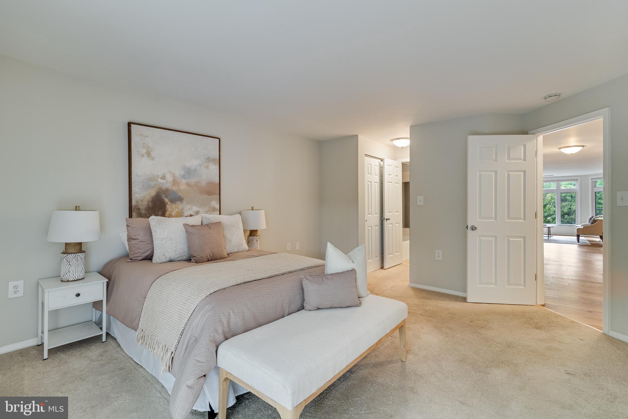 LAKE HERON CONDO - Residential