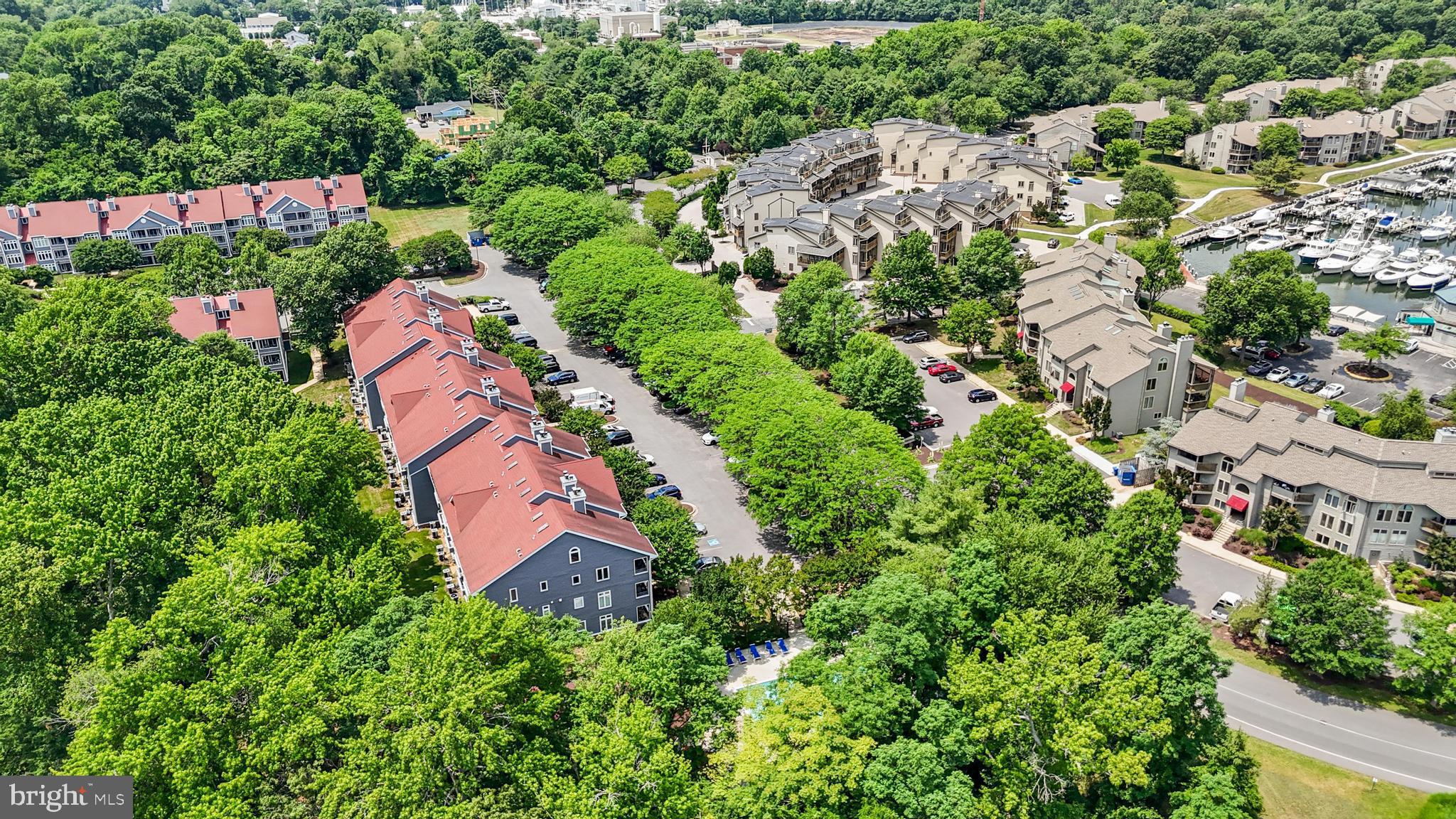 LAKE HERON CONDO - Residential