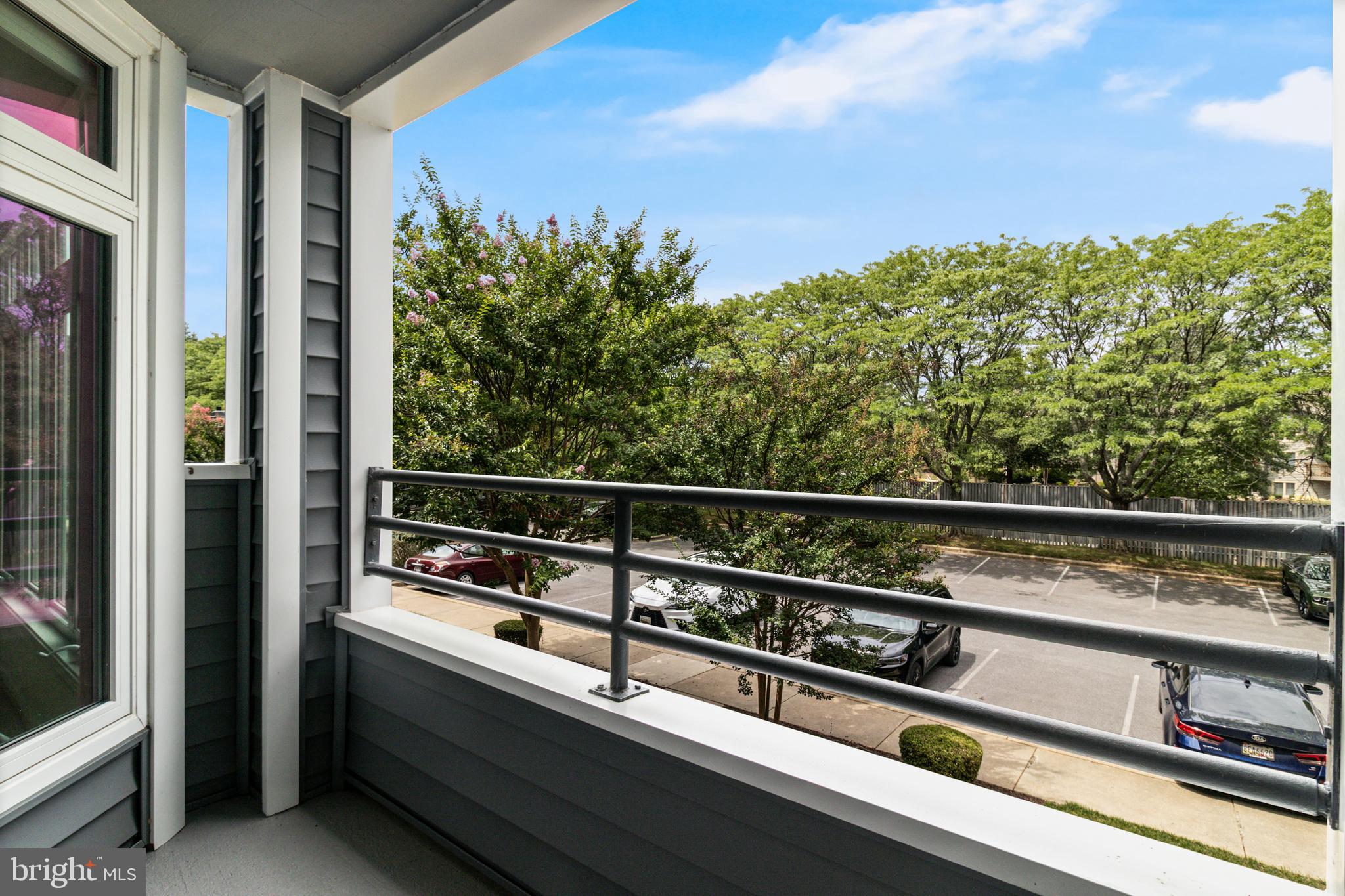LAKE HERON CONDO - Residential