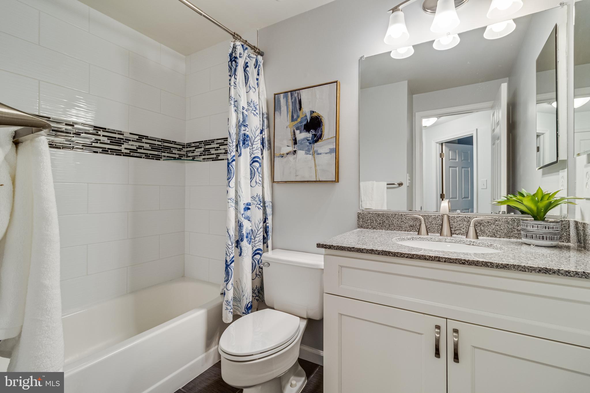 LAKE HERON CONDO - Residential