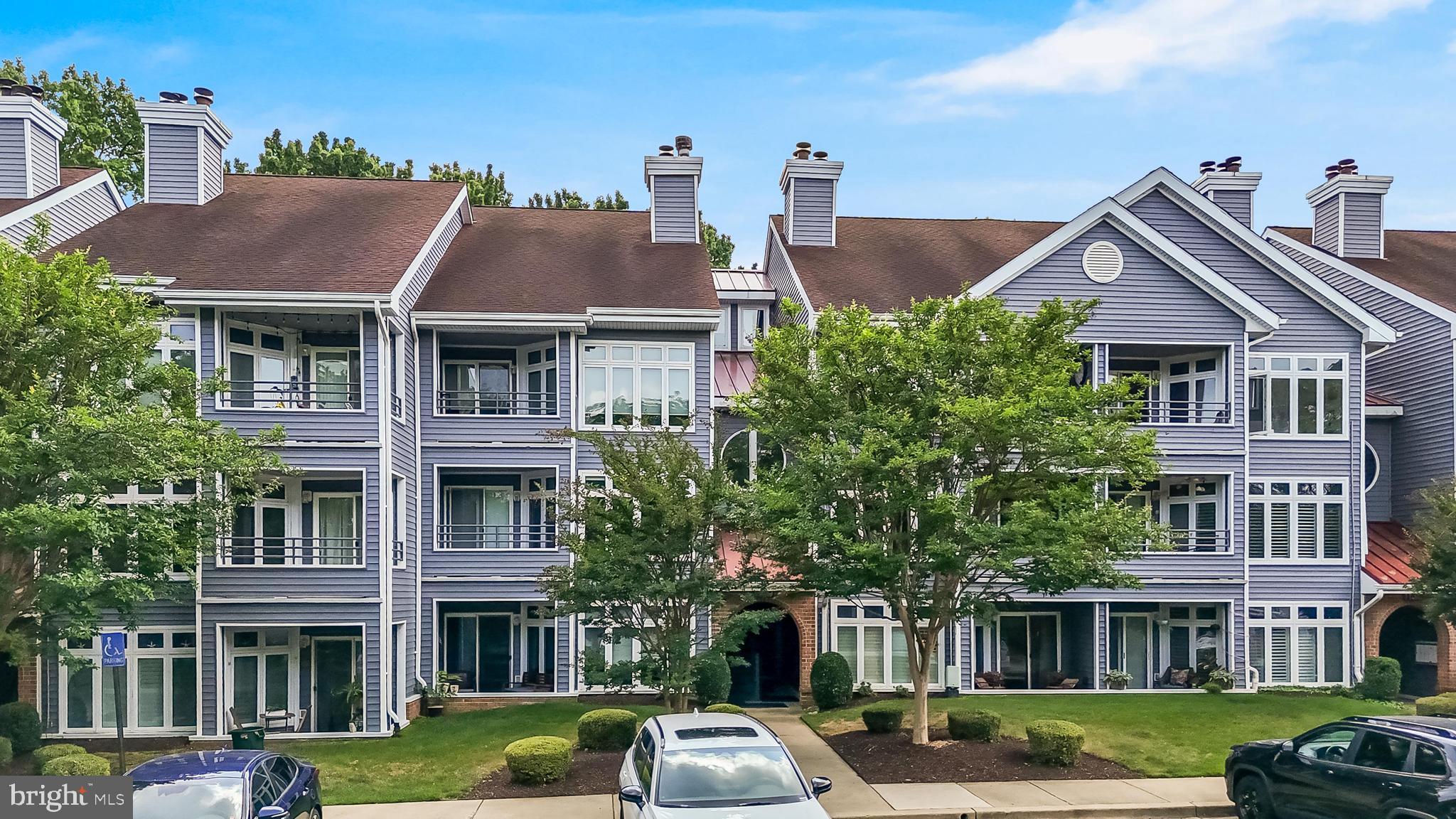 LAKE HERON CONDO - Residential