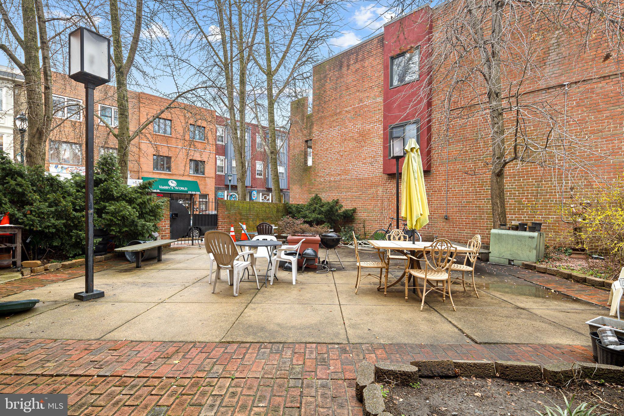 WASHINGTON SQ WEST - Residential