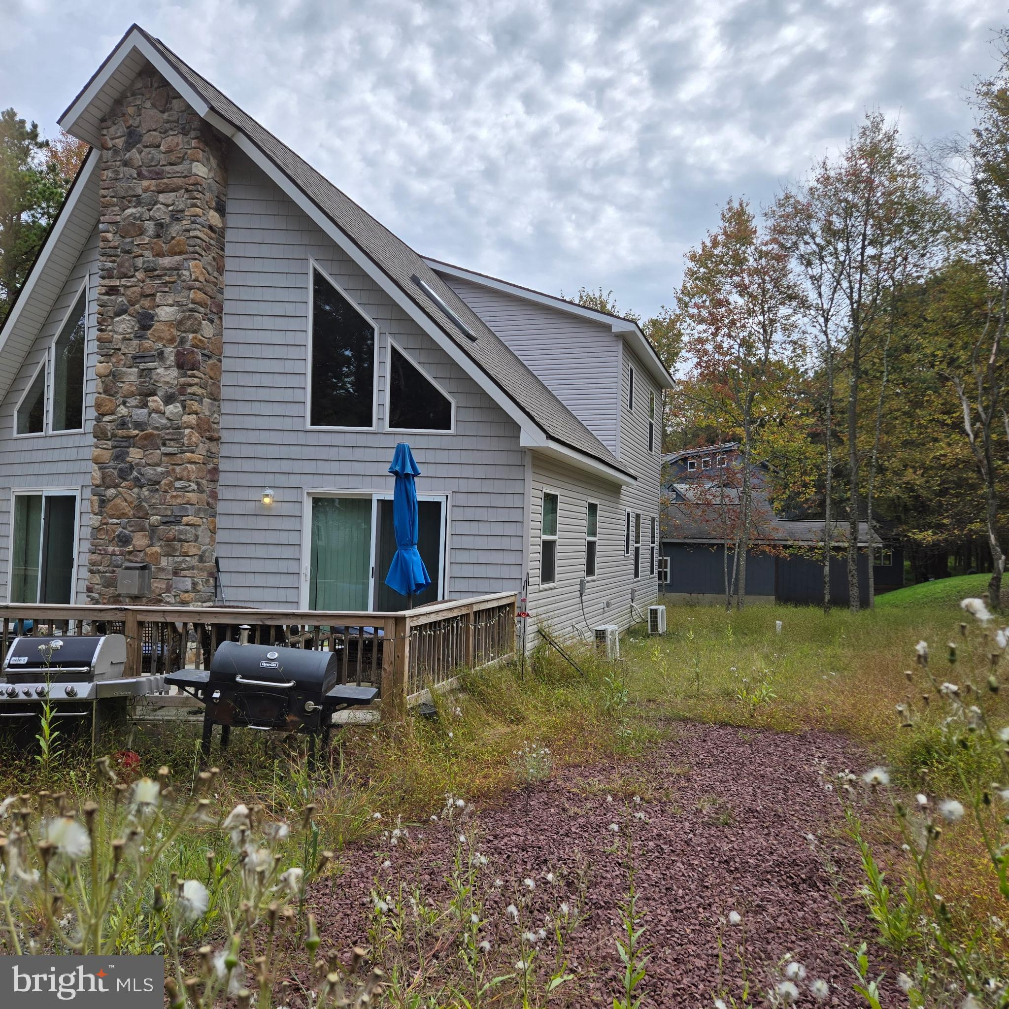 TOWAMENSING TRAILS - Residential