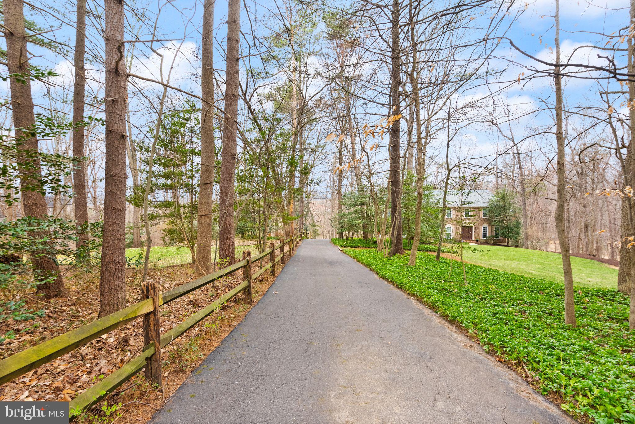 MILL RUN CROSSING - Residential