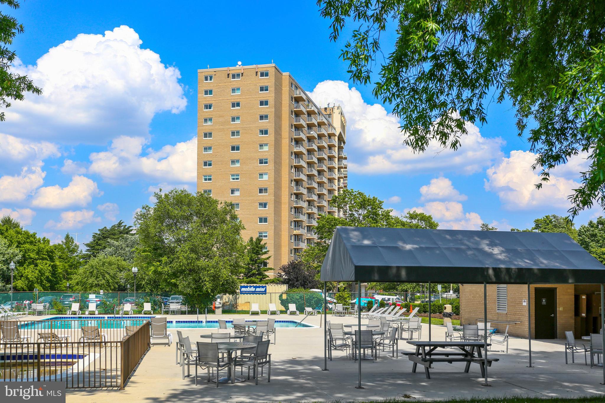 PARC EAST - Residential Lease