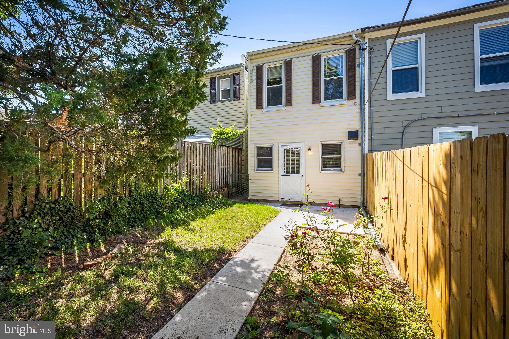 HAMPDEN HISTORIC DISTRICT - Residential