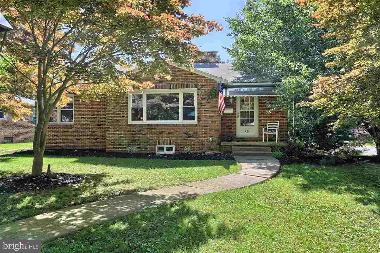 Brick ranch with excellent curb appeal in convenient east York location, 3 minutes to I-83, 7 minutes to Rt 30, perfect for commuters * Close to shopping, schools & dining * Living room w/fireplace * Eat-in kitchen w/newer flooring & SS appliances * Separate dining room * Finished basement includes family rm w/fireplace, office/play rm, bedroom & partially finished storage rm or 5th BR * 2-car carport makes an awesome covered patio * Fenced yard