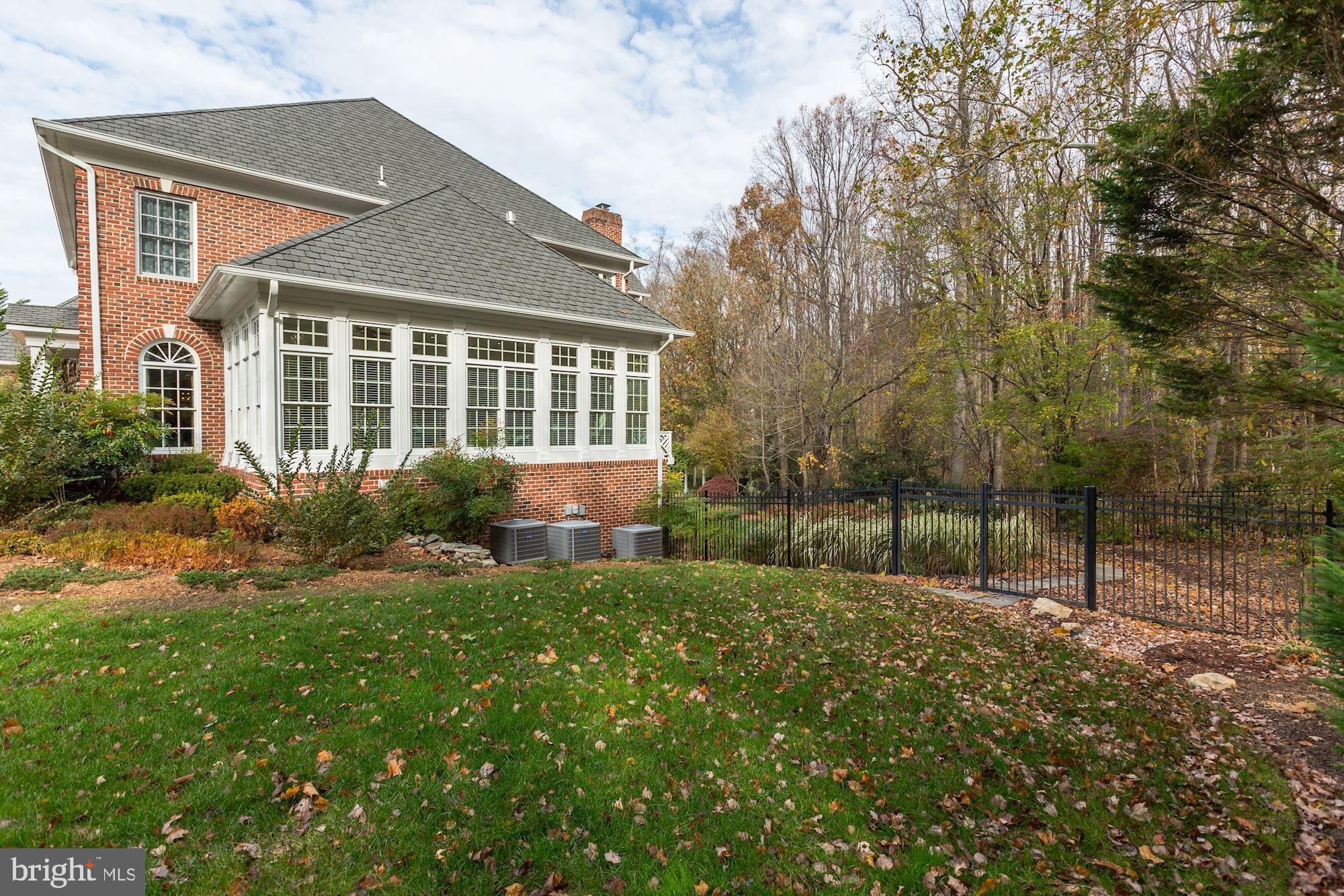 LEIGH MILL ESTATES - Residential