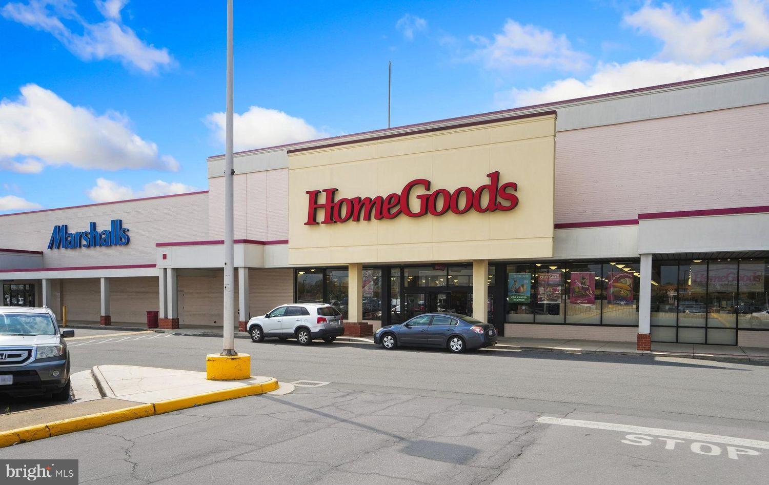 SOUTH KINGS STATION - Residential Lease