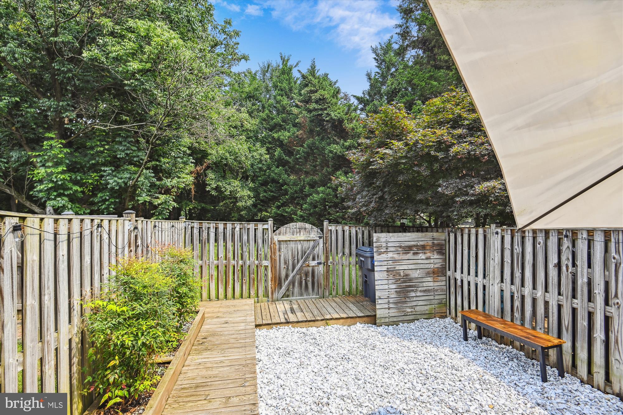 SOUTH KINGS STATION - Residential Lease