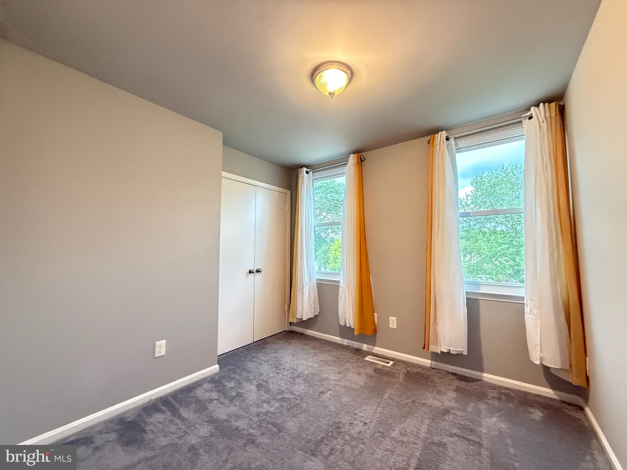CHELTENHAM WOODS - Residential
