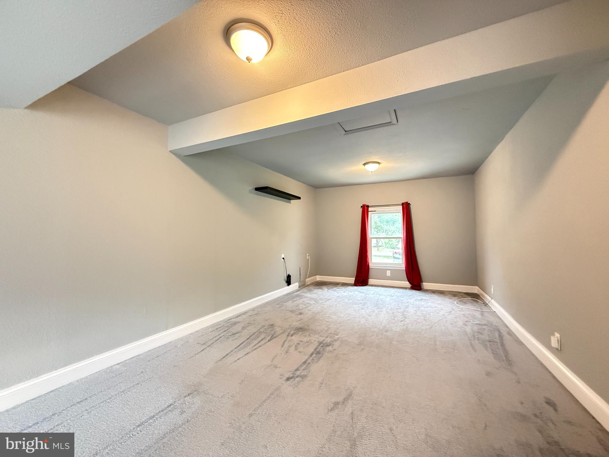 CHELTENHAM WOODS - Residential