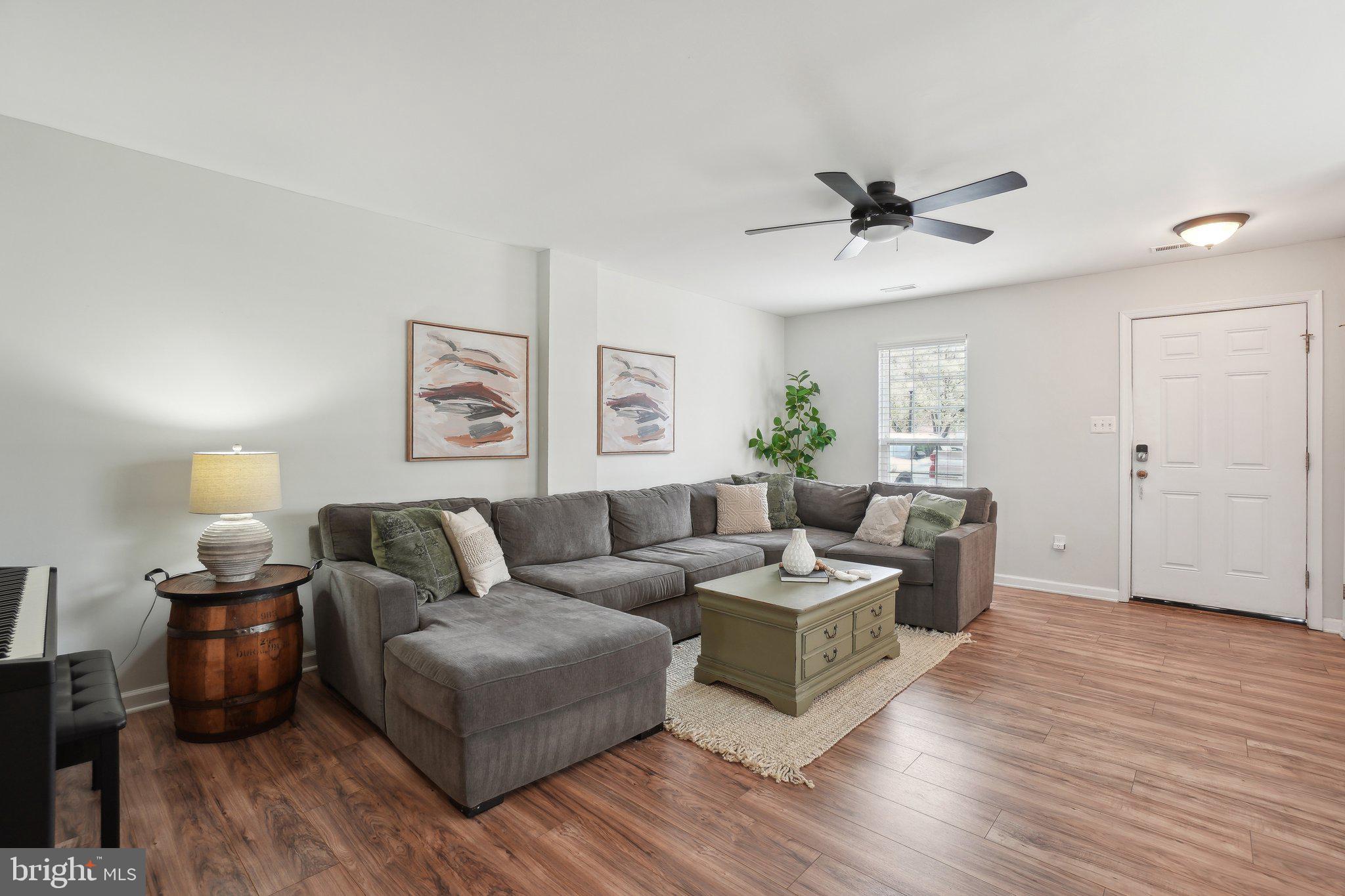 SOUTH RIDING - Residential