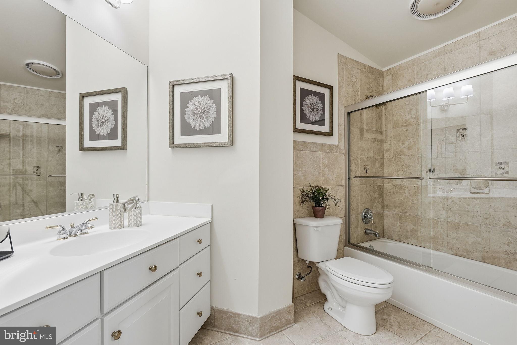 CEDAR CHASE - Residential