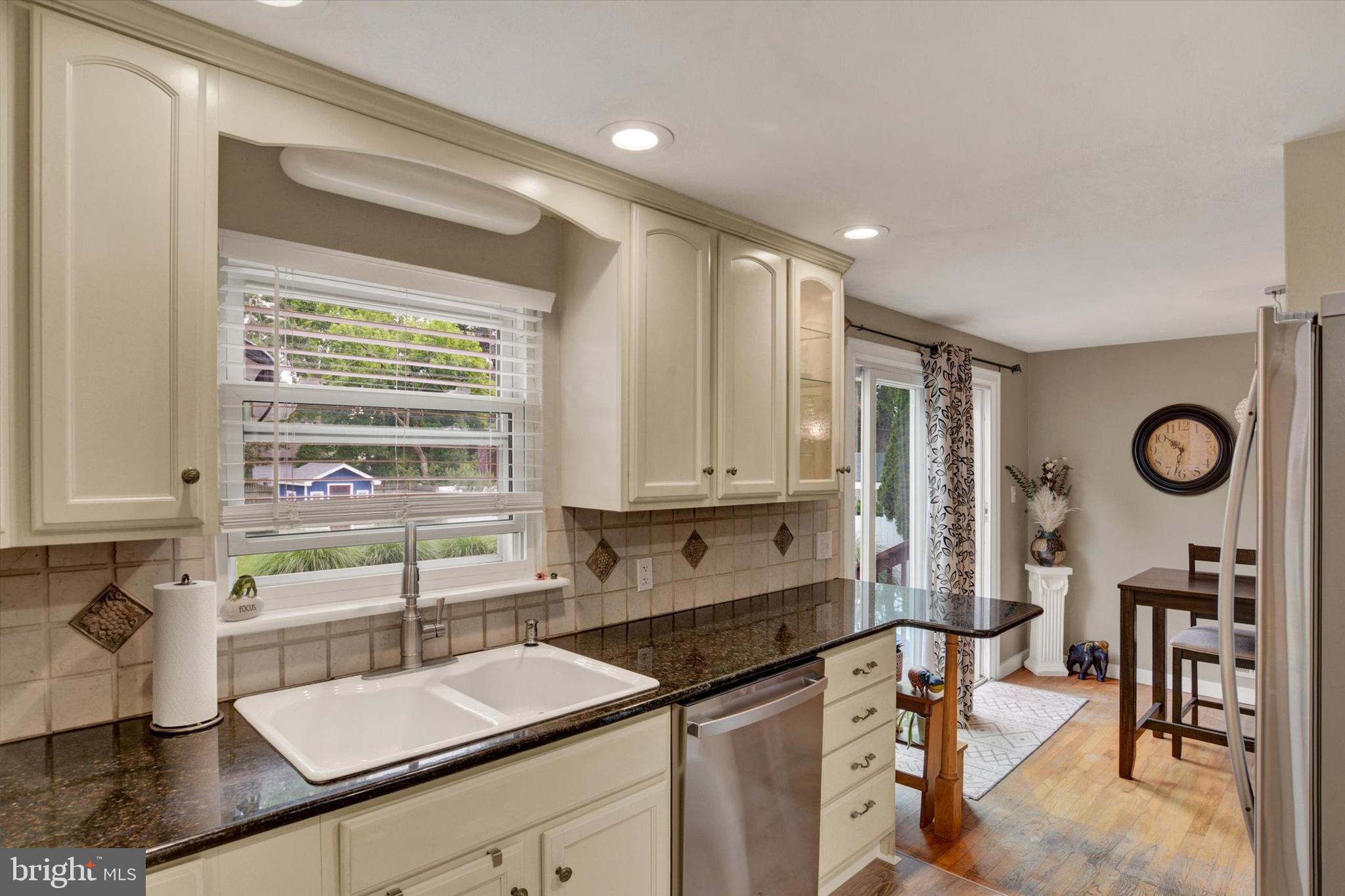 CHATHAM VILLAGE - Residential