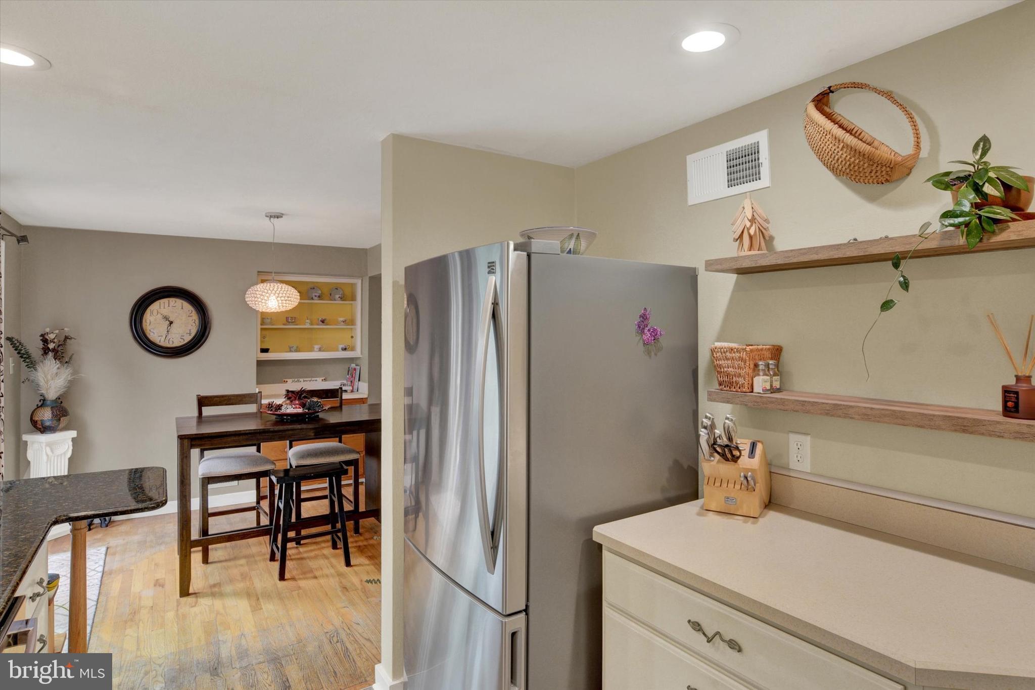 CHATHAM VILLAGE - Residential
