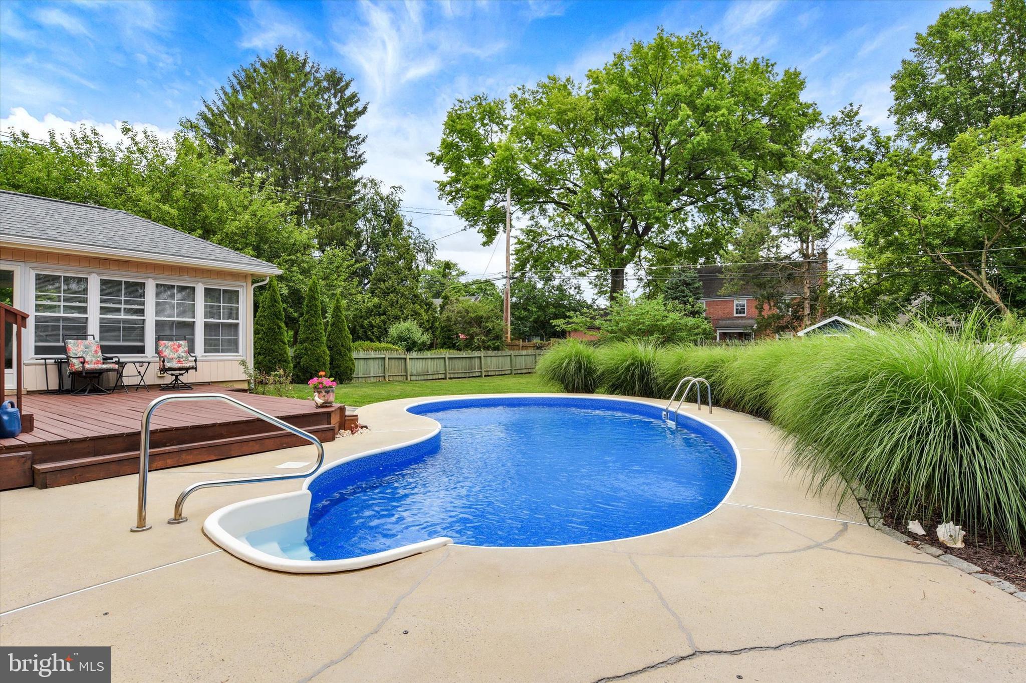 CHATHAM VILLAGE - Residential