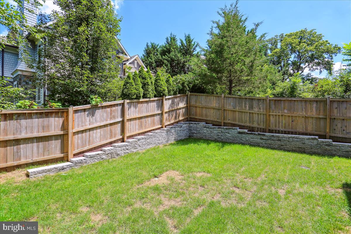 OAKWOOD KNOLLS - Residential