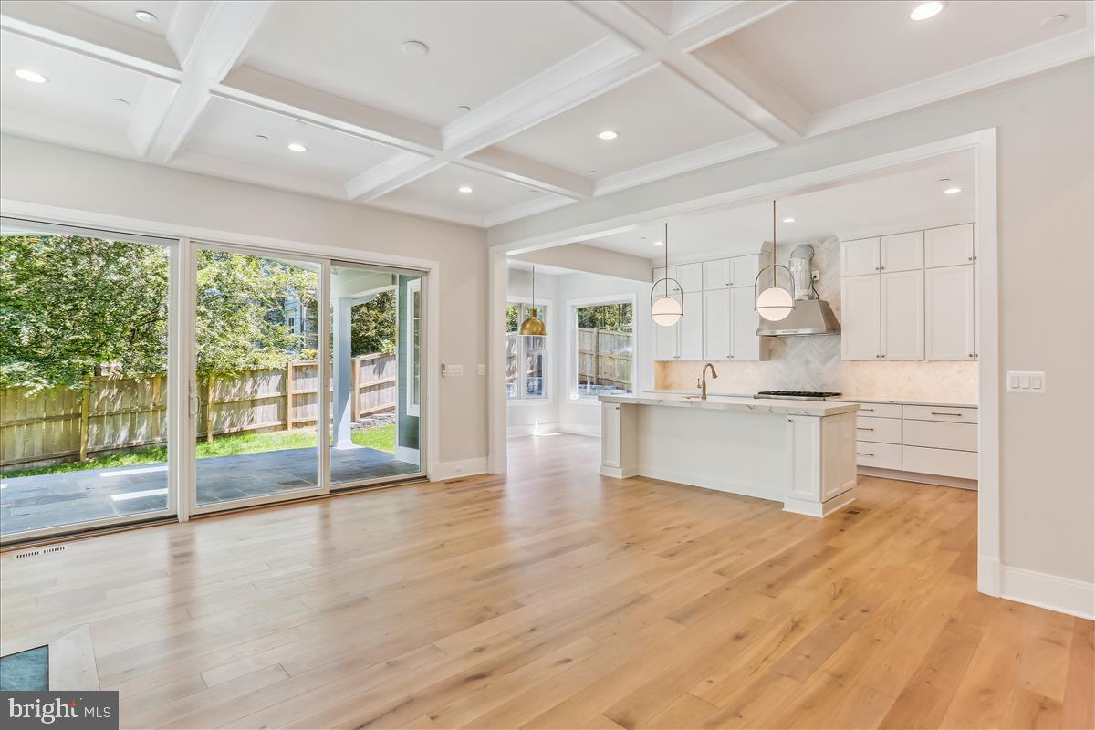 OAKWOOD KNOLLS - Residential