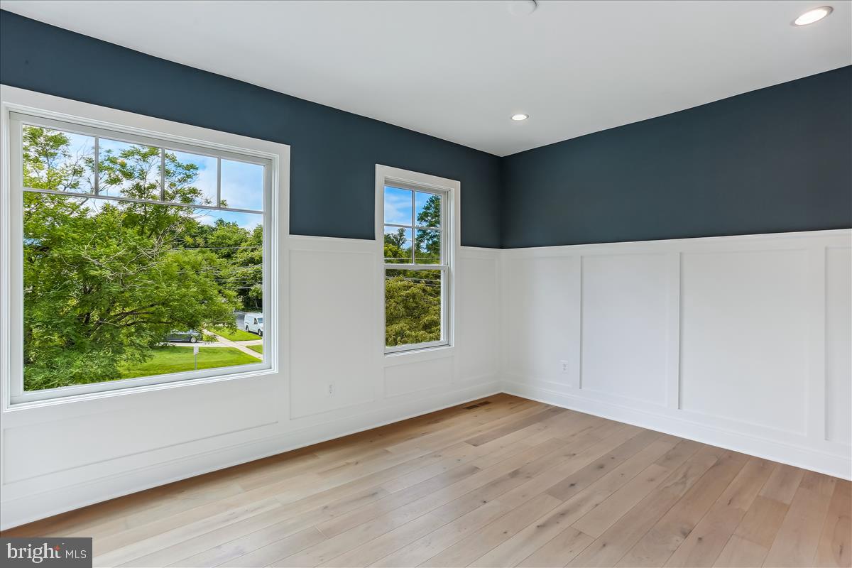 OAKWOOD KNOLLS - Residential