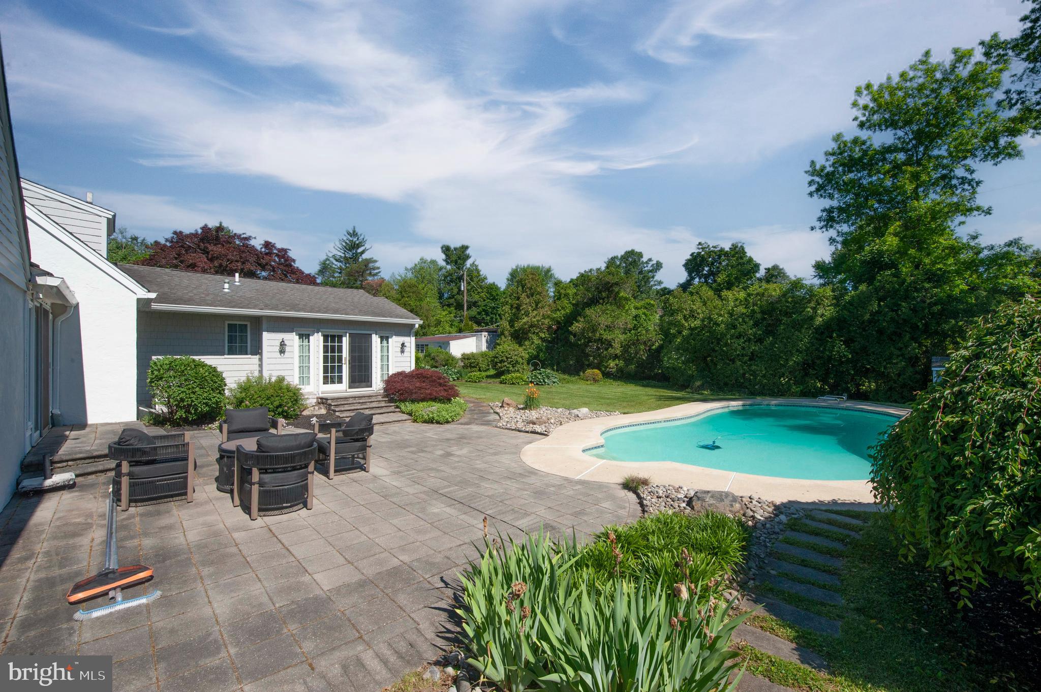SAINT ALBANS - Residential