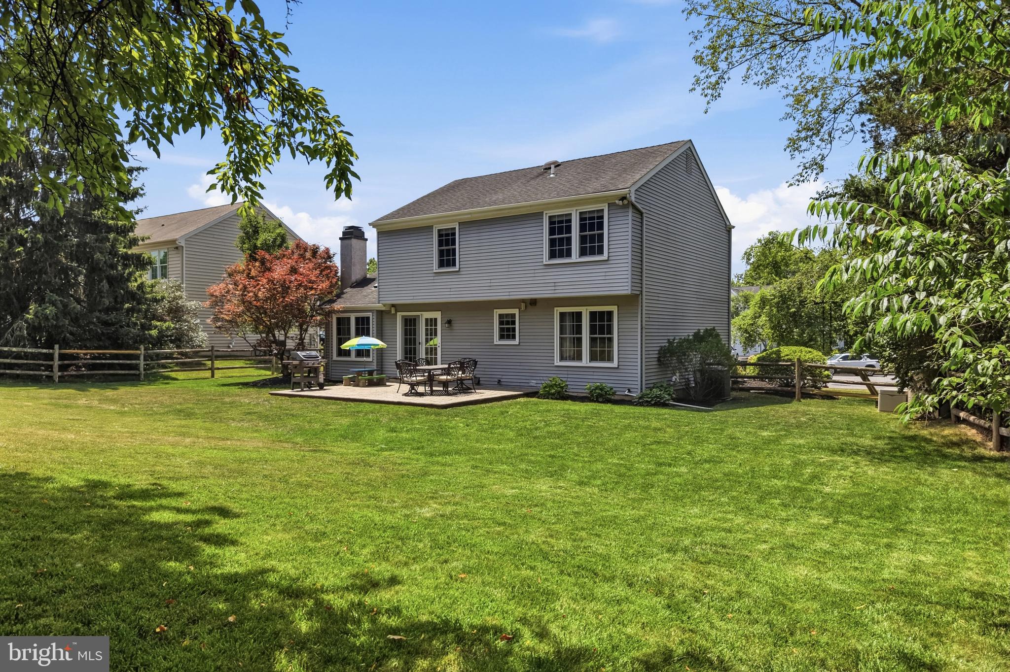CHARLESTOWNE - Residential