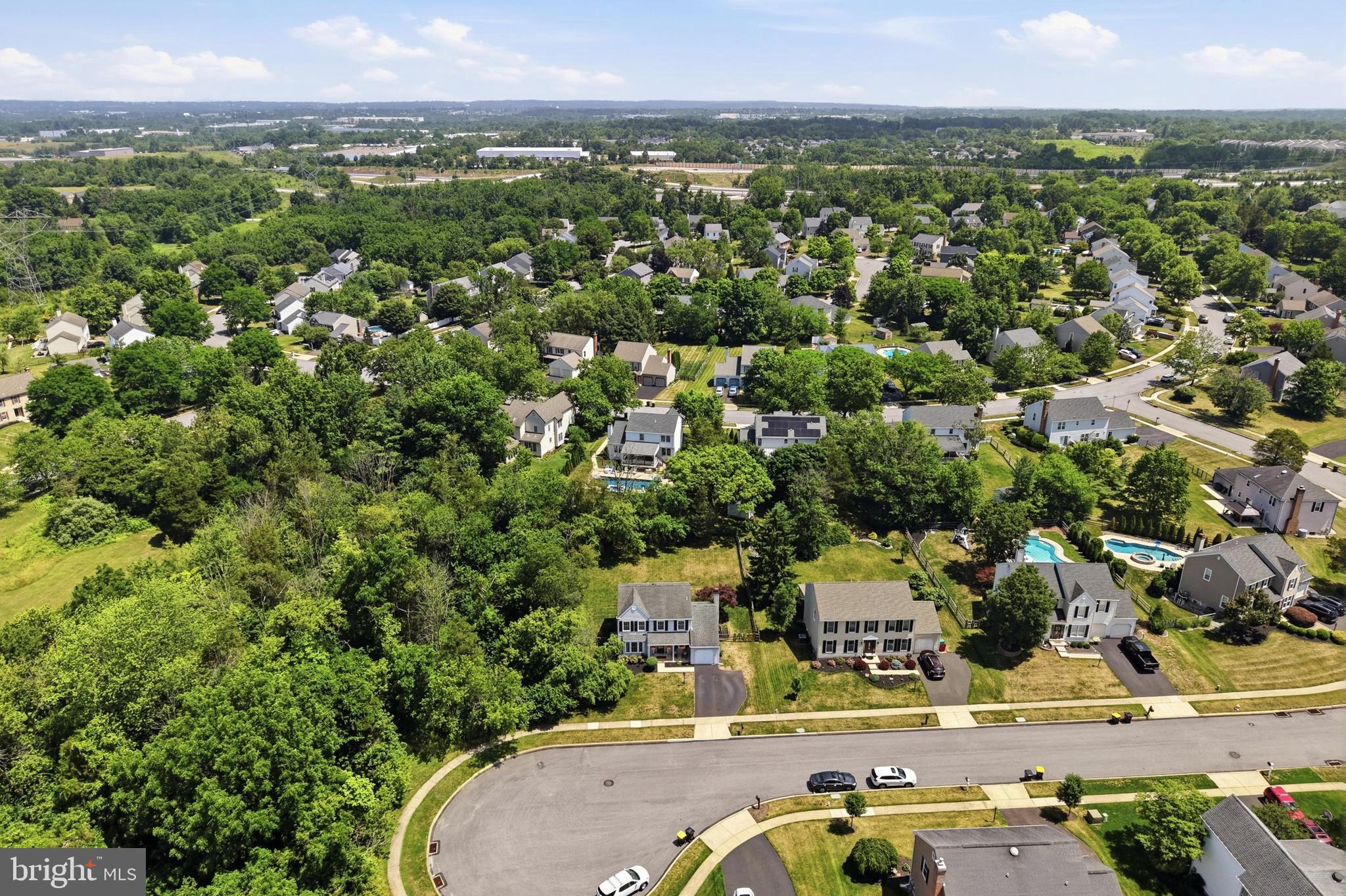CHARLESTOWNE - Residential
