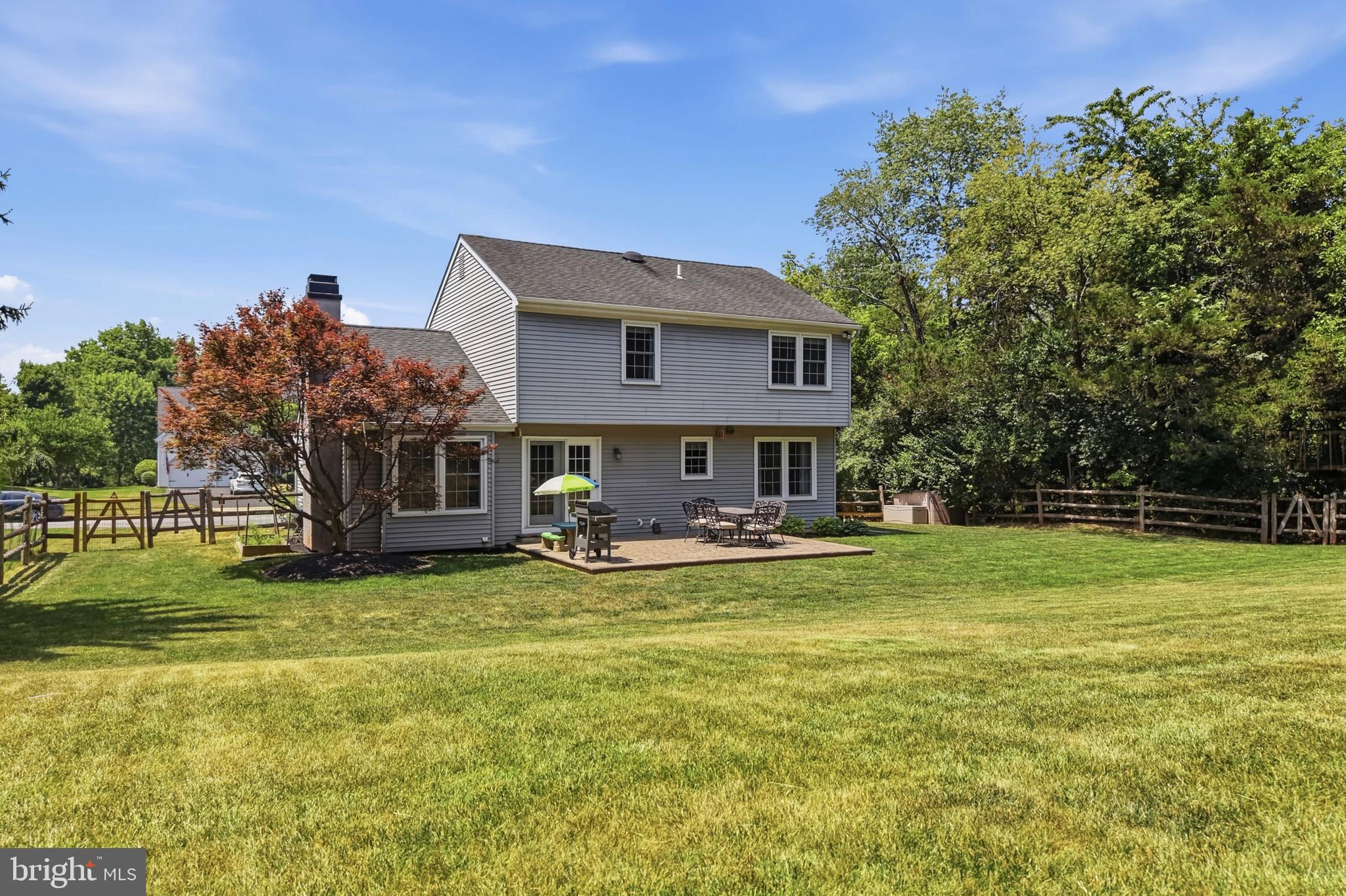 CHARLESTOWNE - Residential
