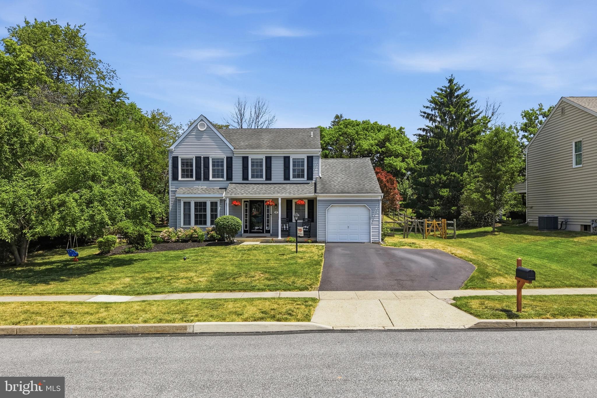 CHARLESTOWNE - Residential