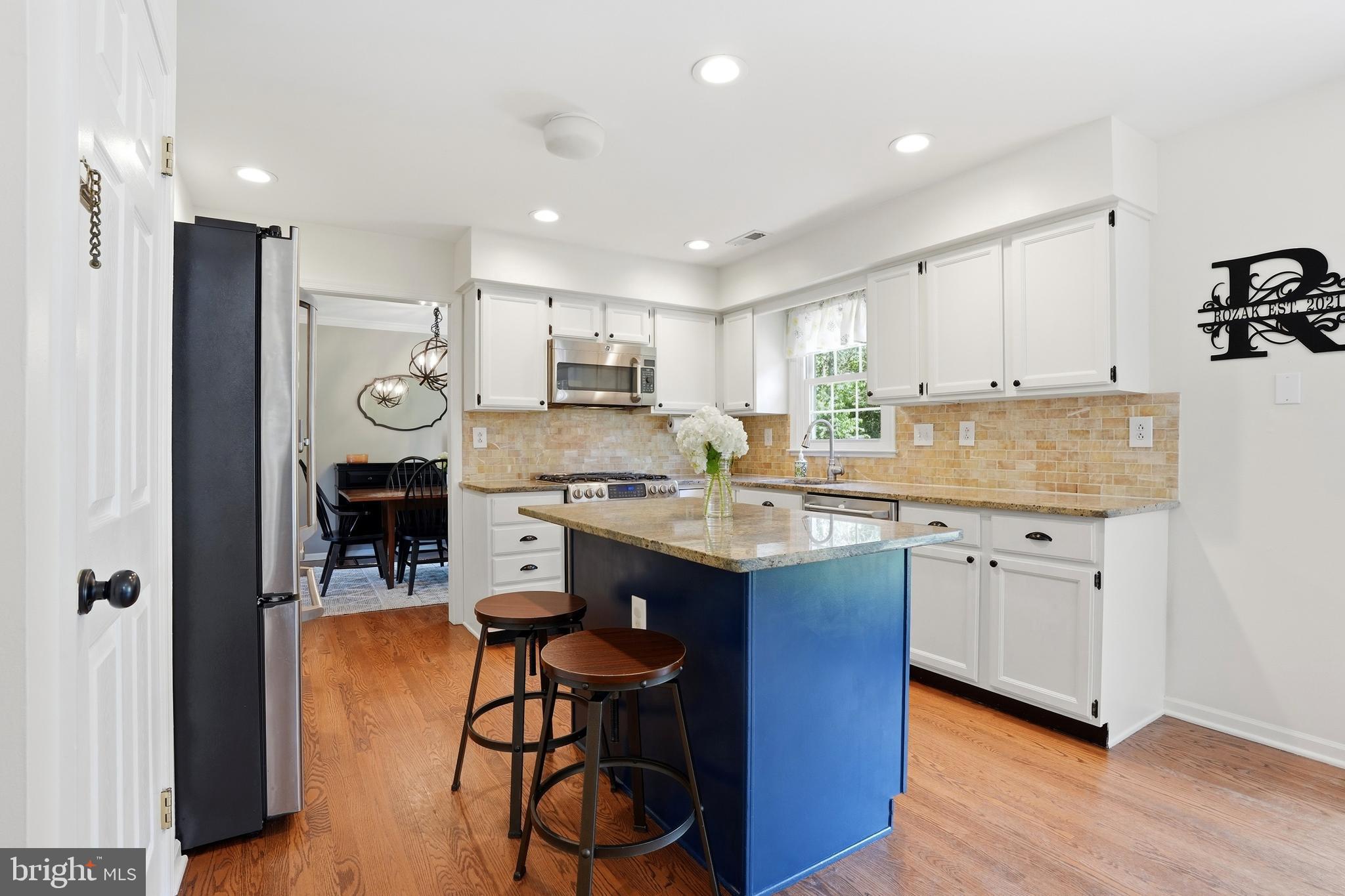 CHARLESTOWNE - Residential