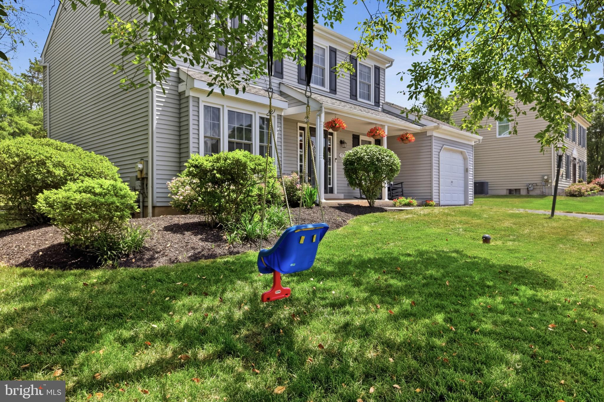 CHARLESTOWNE - Residential