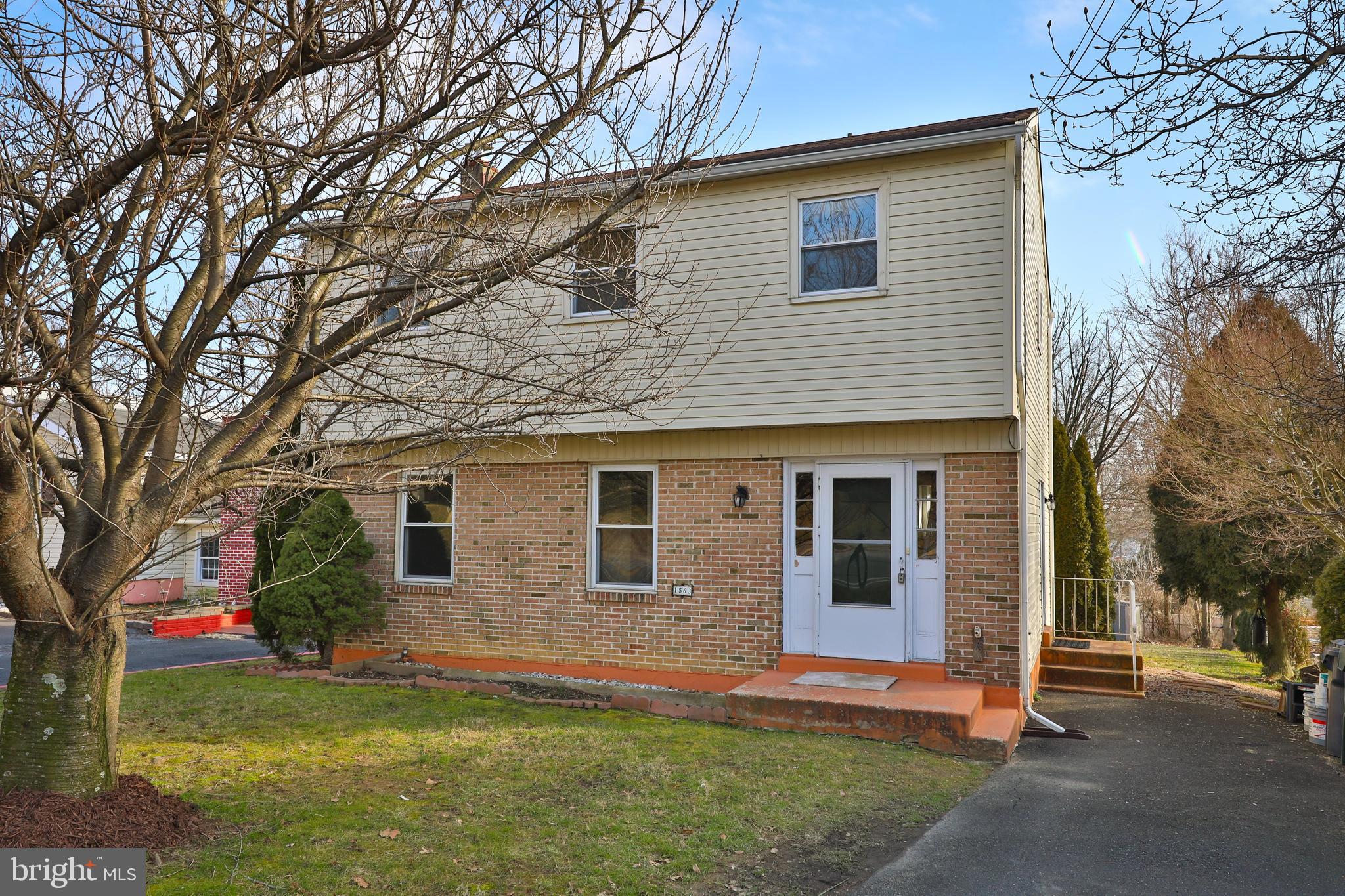 Welcome to 1563 Fitzwatertown Road! A cheerful, bright & comfortable 3 bedrooms 1.1 bath in the Blue-Ribbon Abington School district. This entire home is freshly painted, and new carpets were installed throughout the house. A large bright kitchen features ample white cabinets and counter space, ceramic tile floor, laundry closet (conveniently located on the main floor), and pantry cabinet. An added nice feature is a window above the sink overlooking mature trees and a deep back yard.  There is also a side door in the kitchen leading to the driveway, back patio and the large back yard. The first floor has a lovely living room and dining room, also with a nice view from the window, and a powder room. The second floor has three good sized bedrooms with a Jack and Jill bathroom with two new vanities. There is good closet space and plenty pf storage in the unfinished basement. Newer HVAC system installed in 2021. This home has natural light streaming through numerous windows. All windows throughout the house have been replaced. Owner will negotiate a credit for the stove and refrigerator replacement. Easy to show, immediate possession possible.