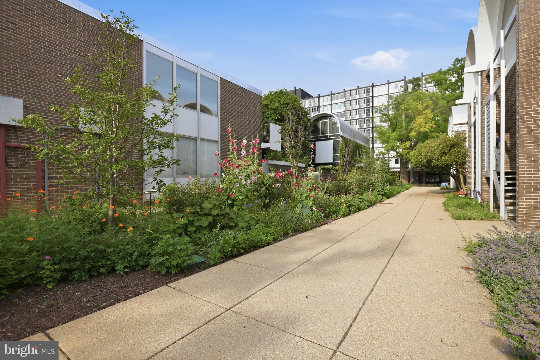 RIVER PARK - Residential