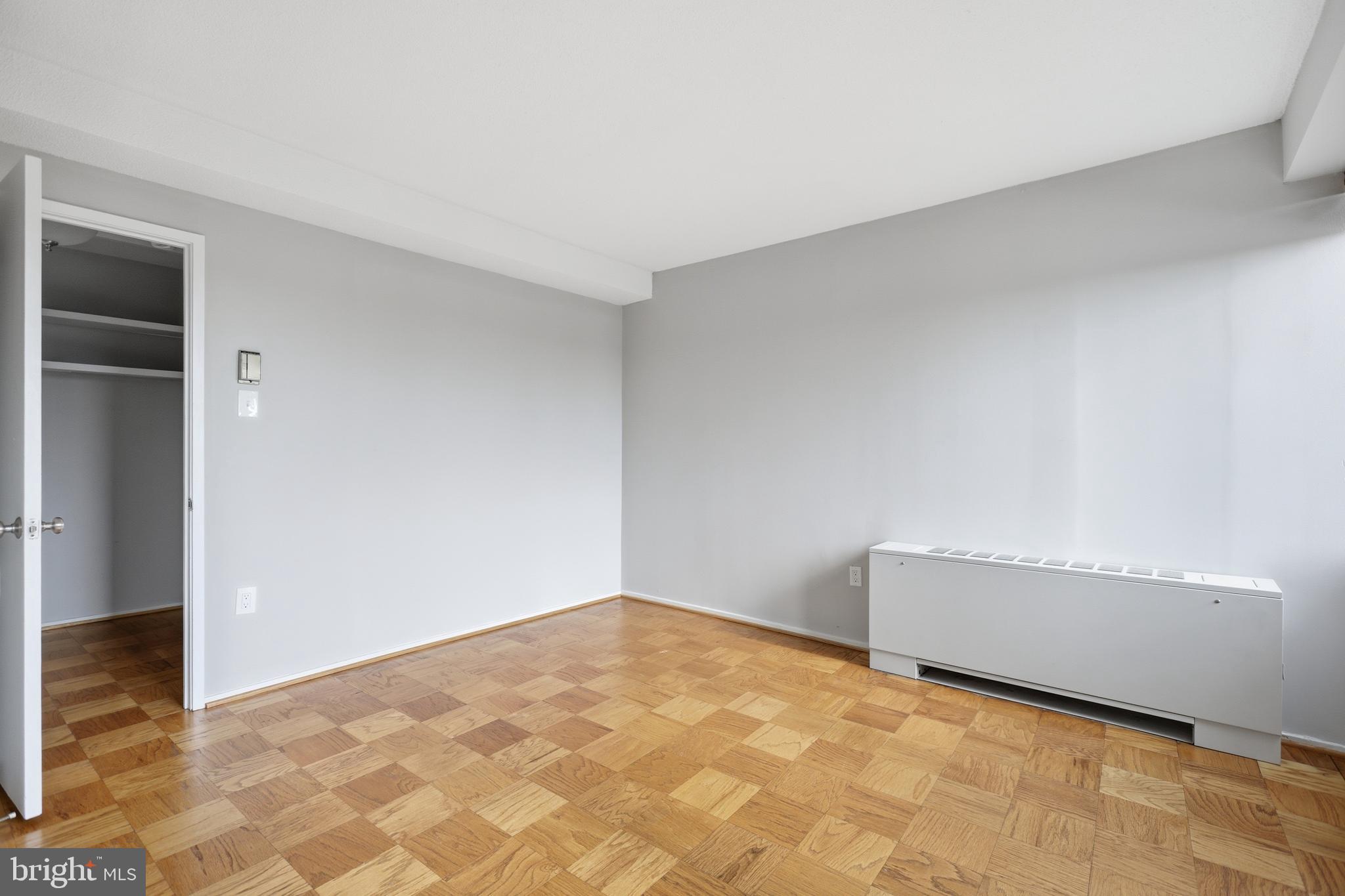 RIVER PARK - Residential