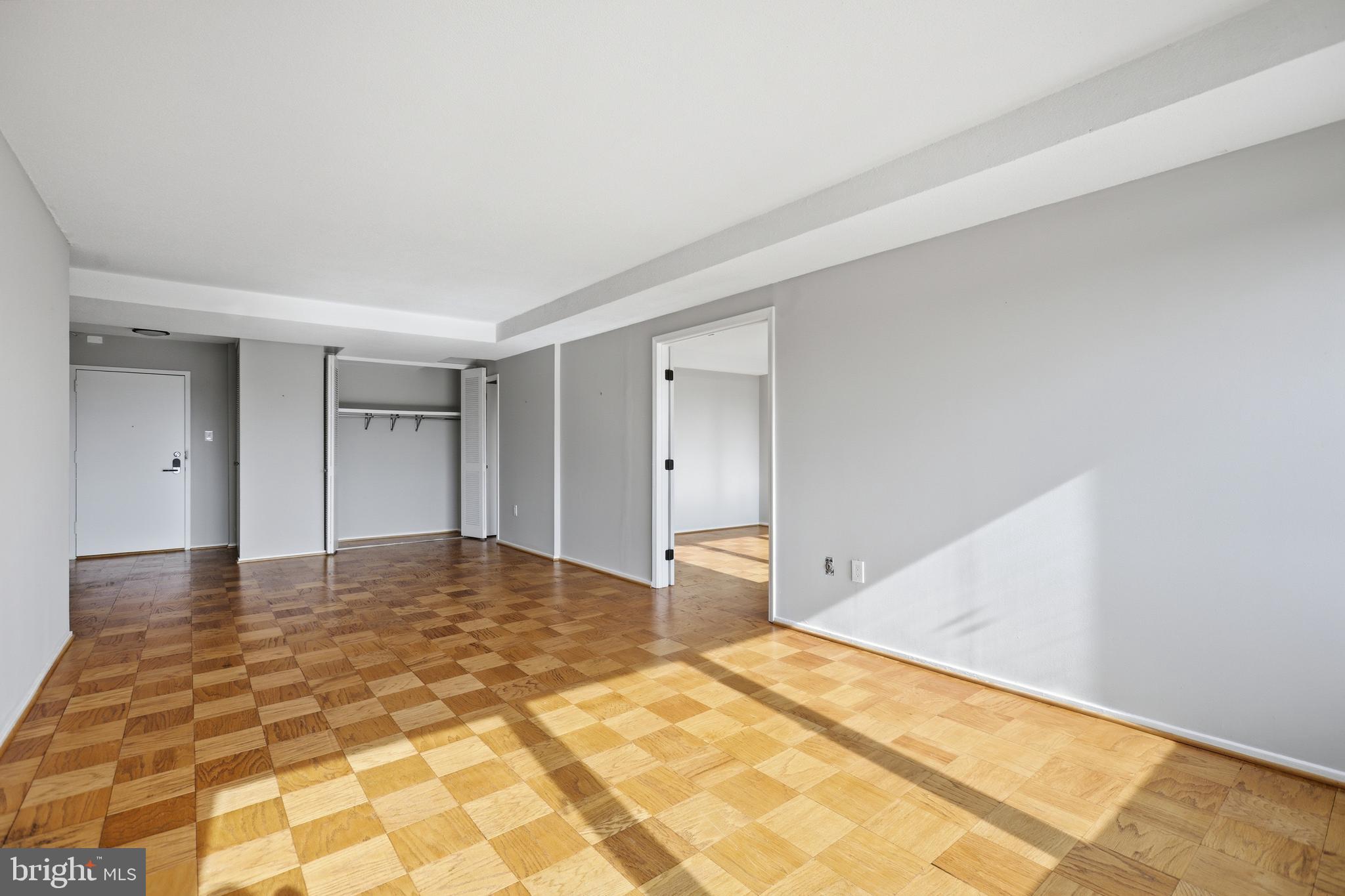 RIVER PARK - Residential