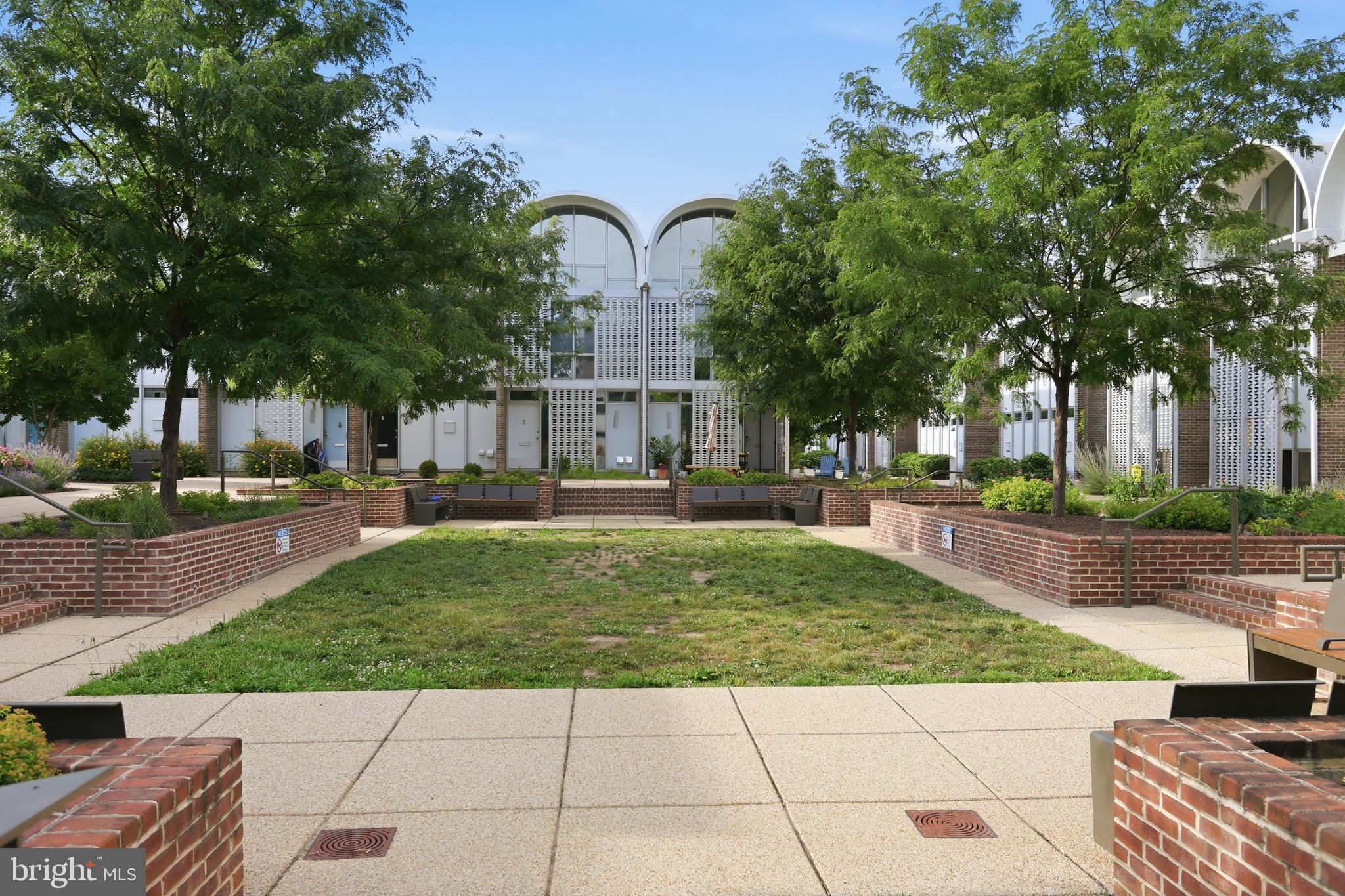 RIVER PARK - Residential