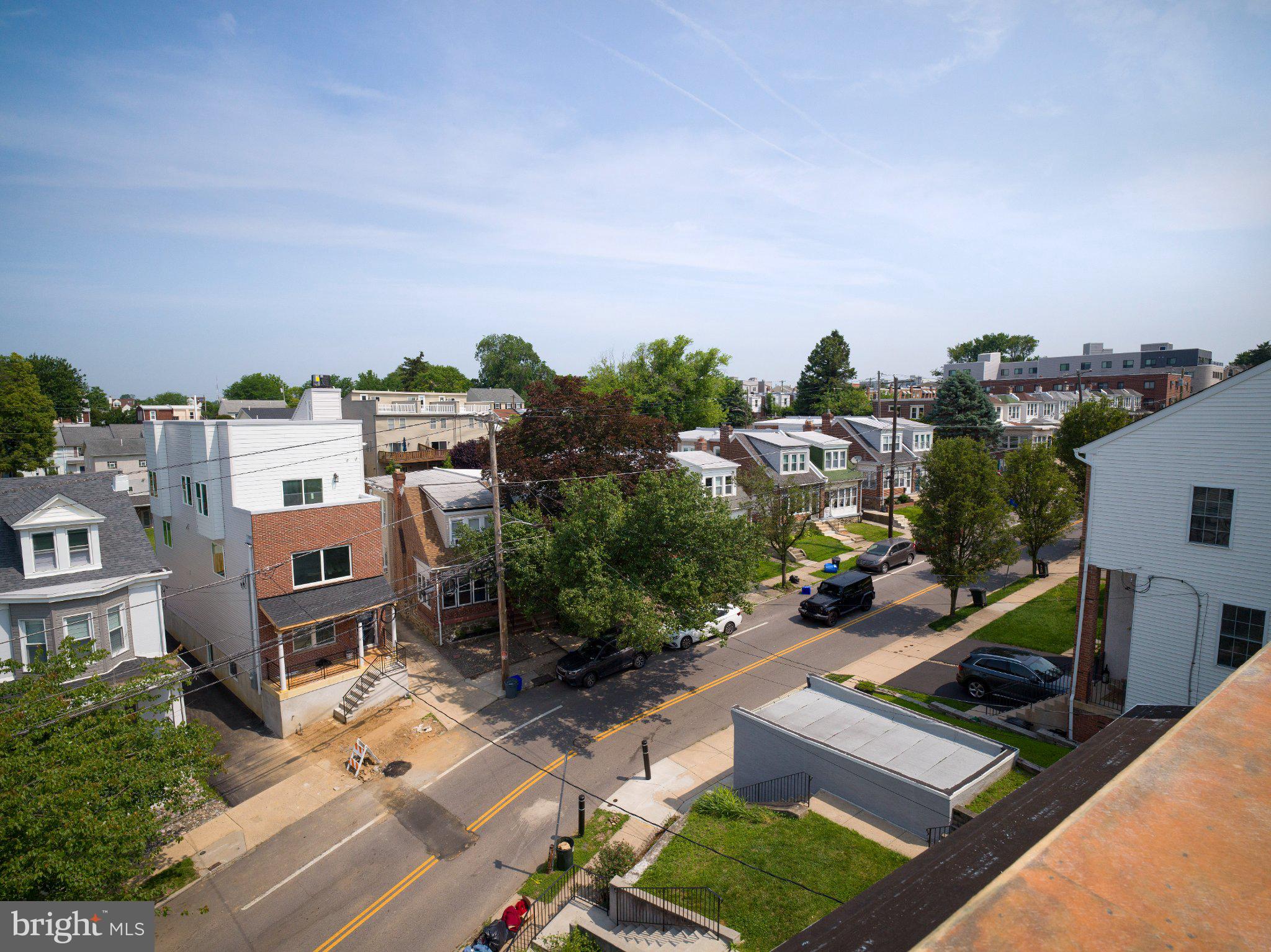 ROXBOROUGH - Residential