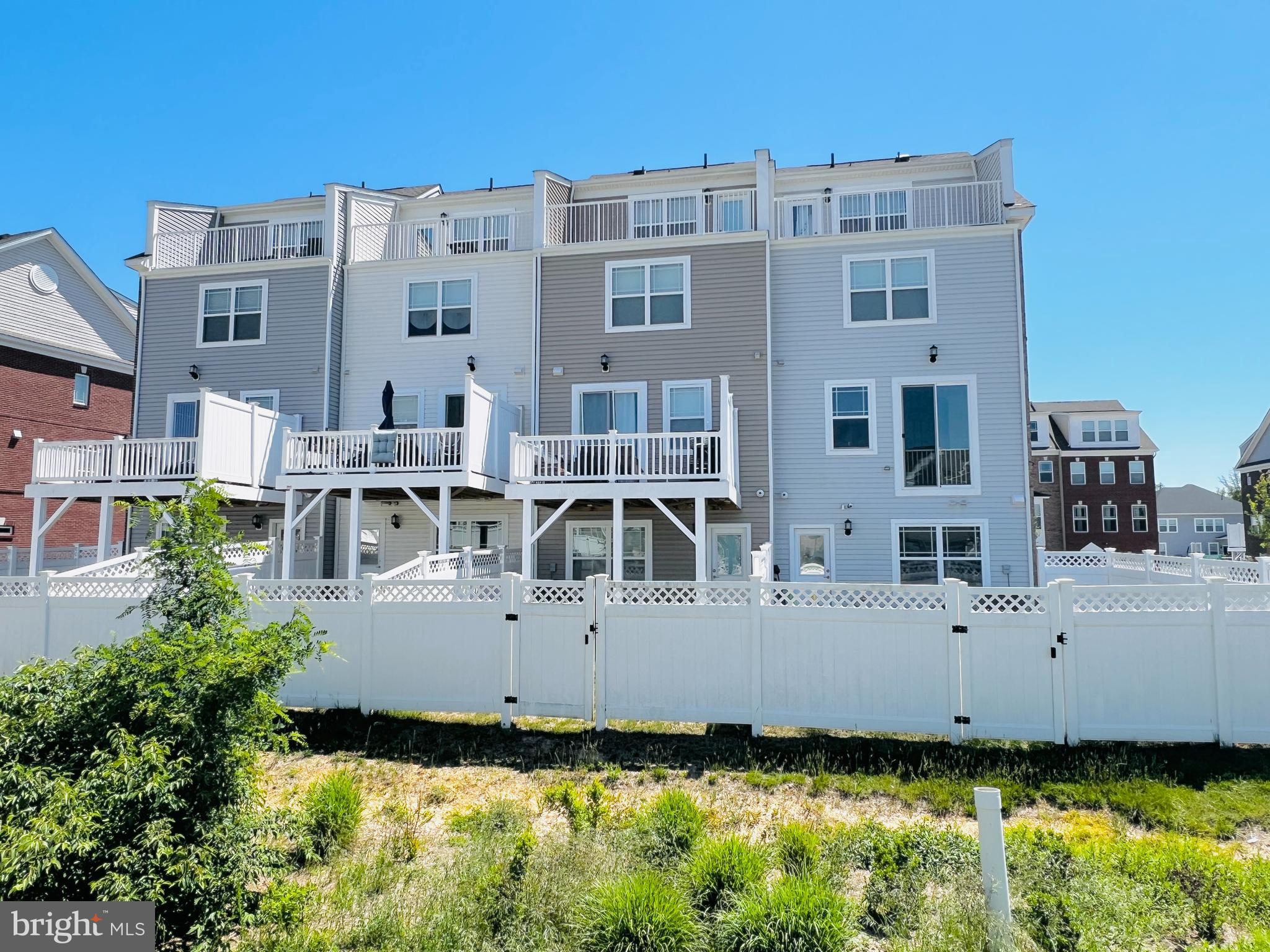 STONEHAVEN - Residential
