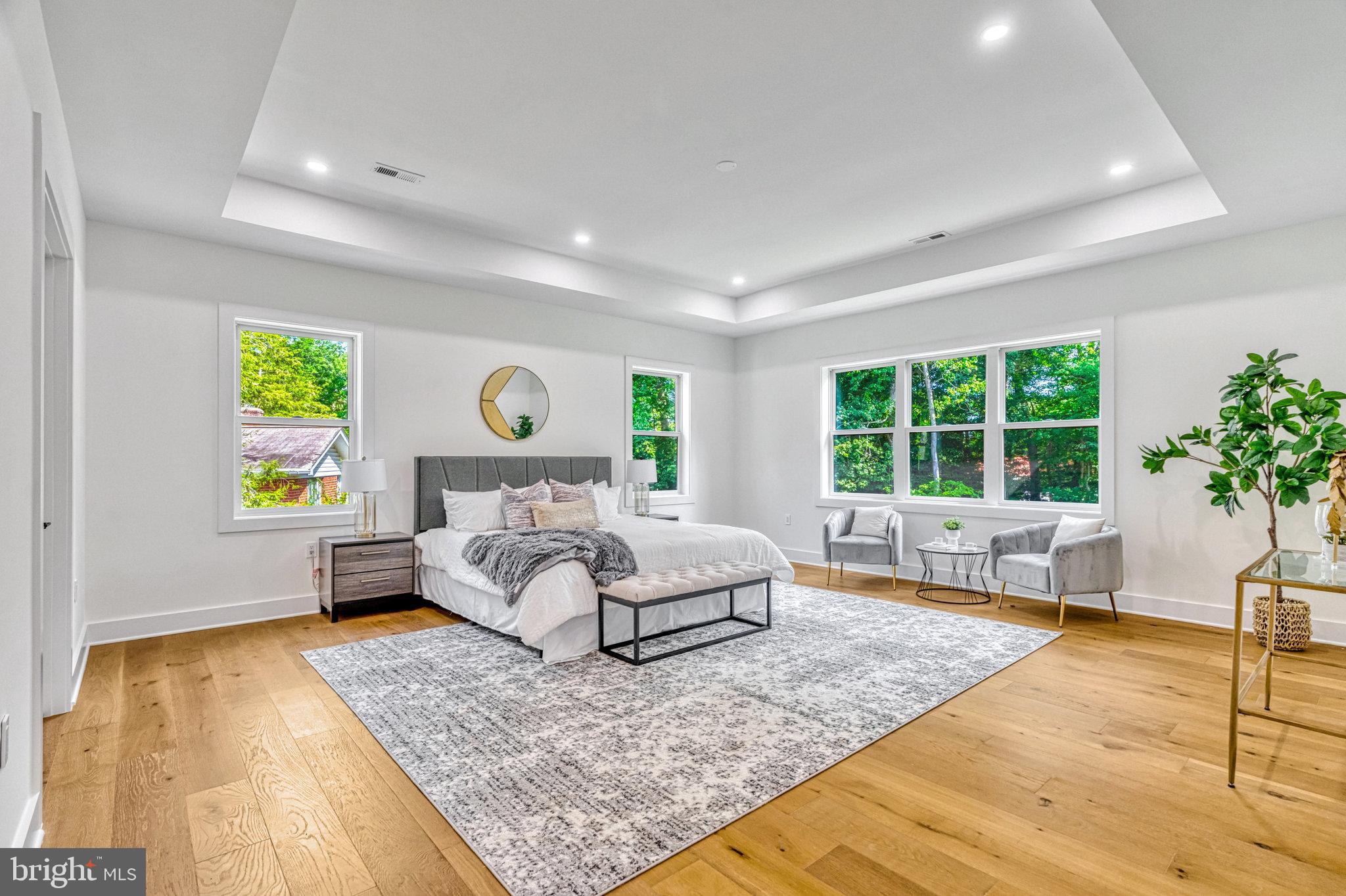WESTBRIAR COUNTRY CLUB MANOR - Residential