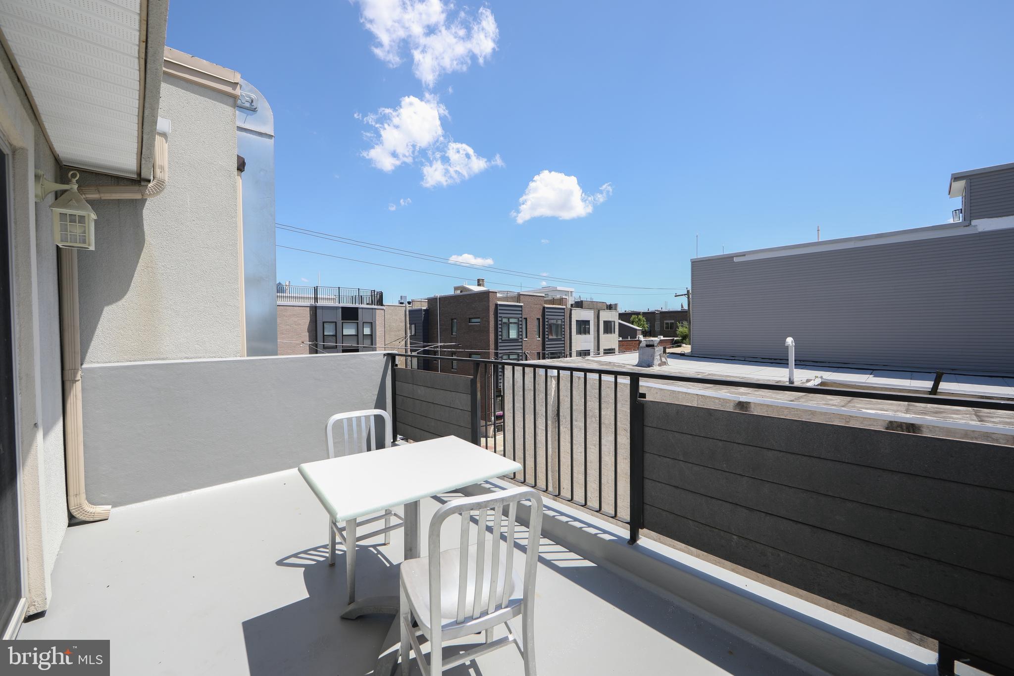 POINT BREEZE - Residential