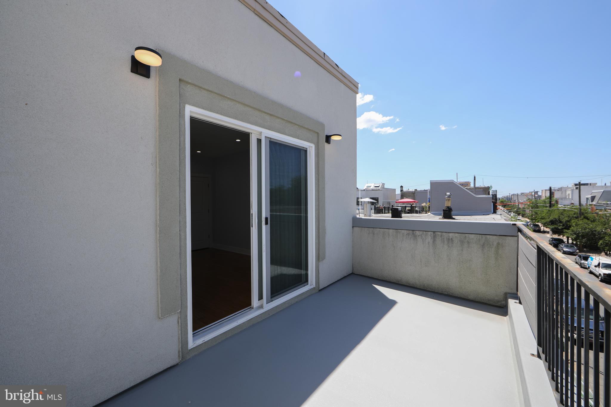 POINT BREEZE - Residential