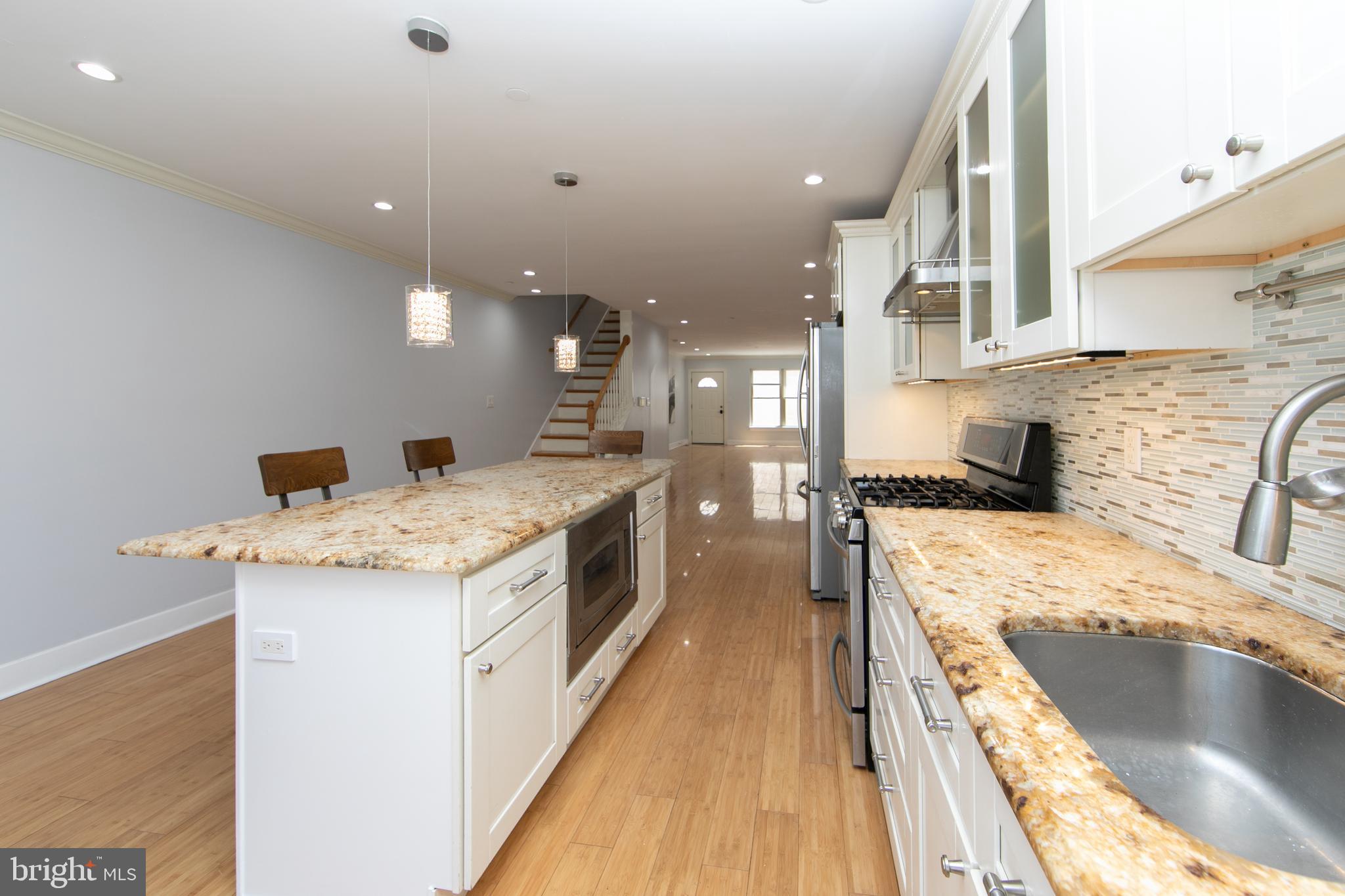 POINT BREEZE - Residential